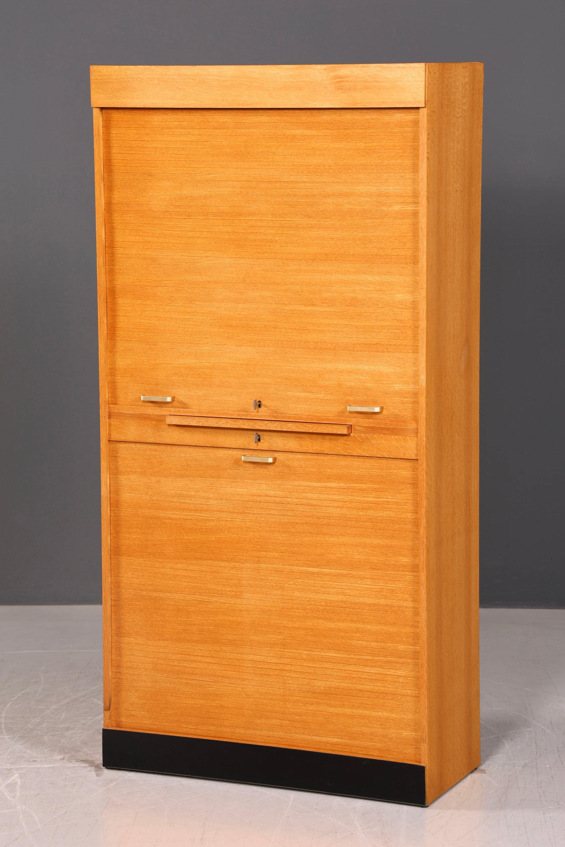Stilvoller Mid Century Rollladenschrank Bauhaus Apothekerschrank Art Deco Büro Aktenschrank