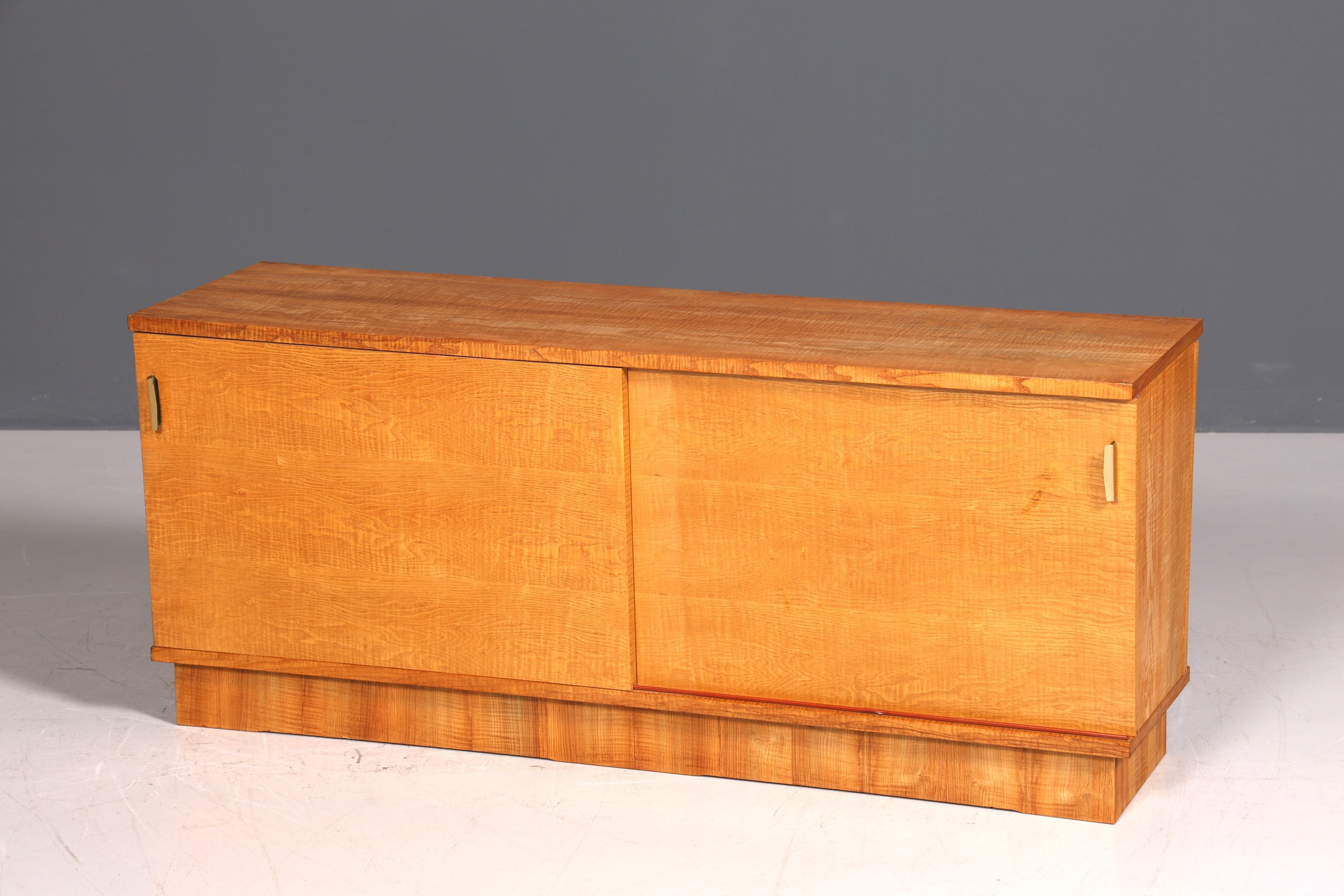 Traumhaftes Mid Century Sideboard Vintage Schrank Schiebetür Kommode TV Schrank 60s