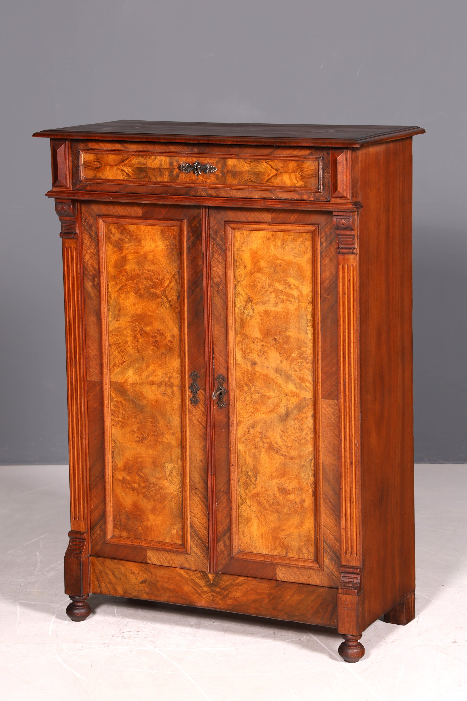 G359 Finish Traumhaftes Gründerzeit Vertiko Jugendstil Schrank Antik Highboard Kommode (Kopie)