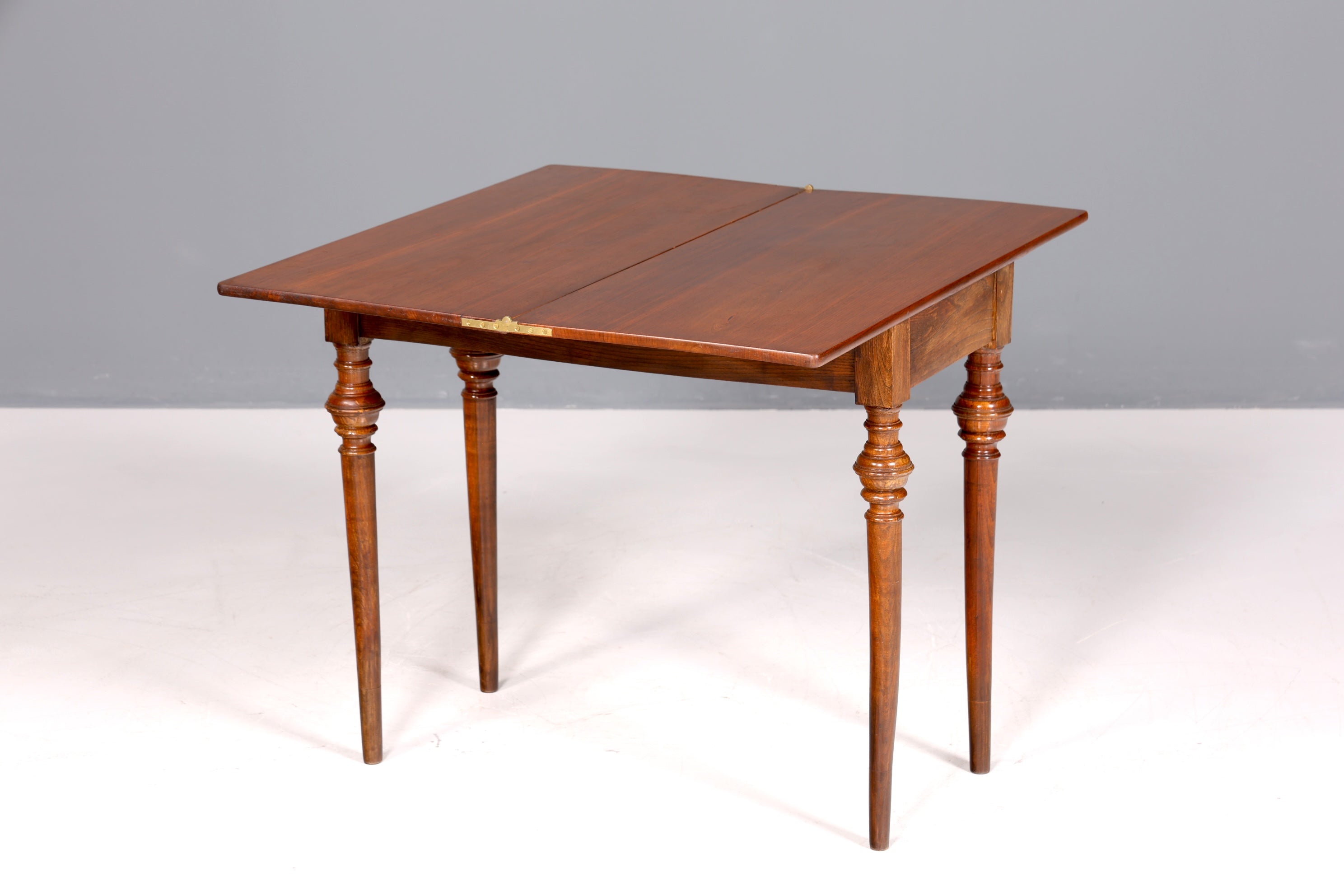 Dreamlike Gründerzeit-era table, fold-out console table, dining table, real wood, antique, game table, kitchen table