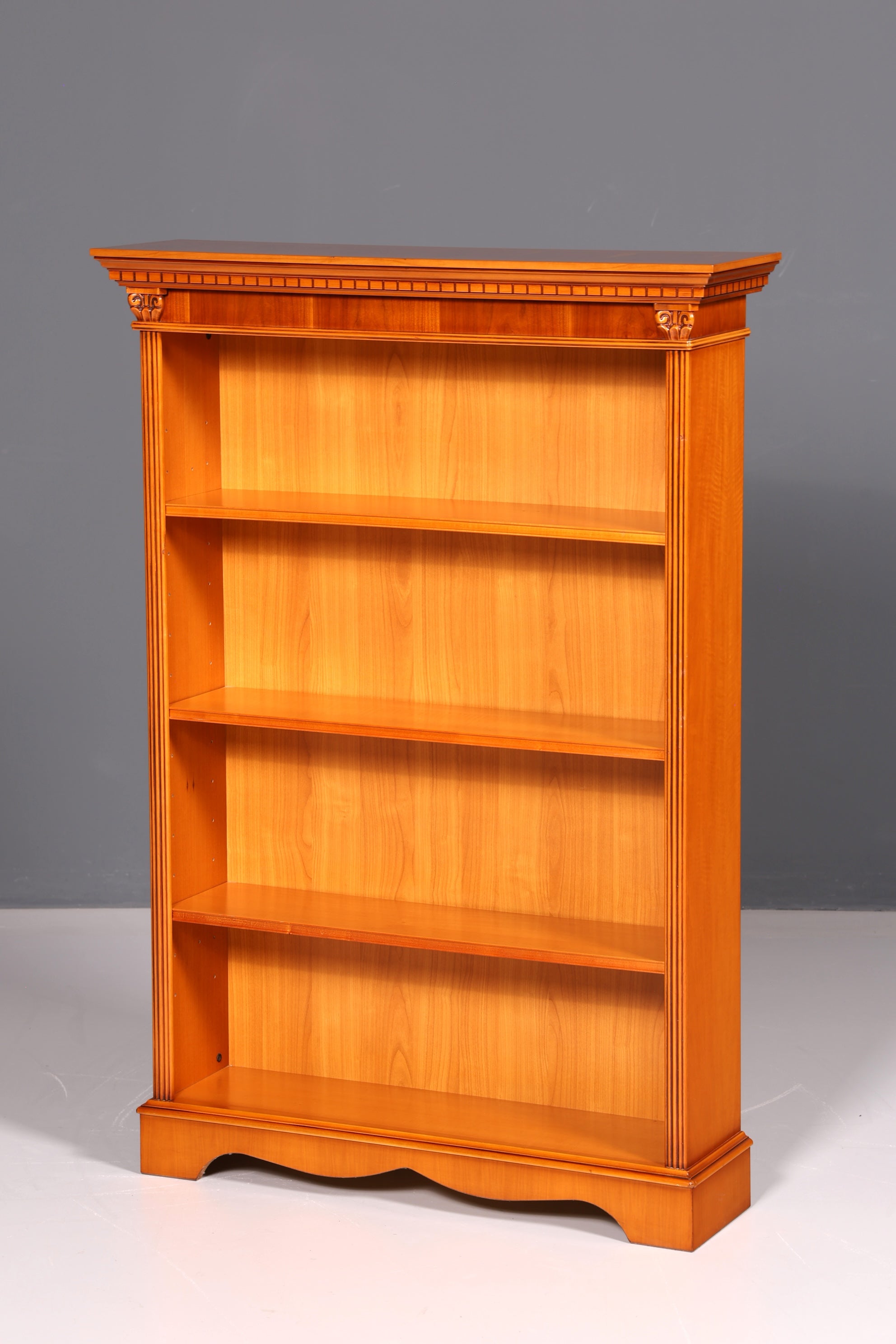 Wunderschönes Englisches Bücherregal Eibe Antik Regal Bookshelf Buchablage 60s Massivholz