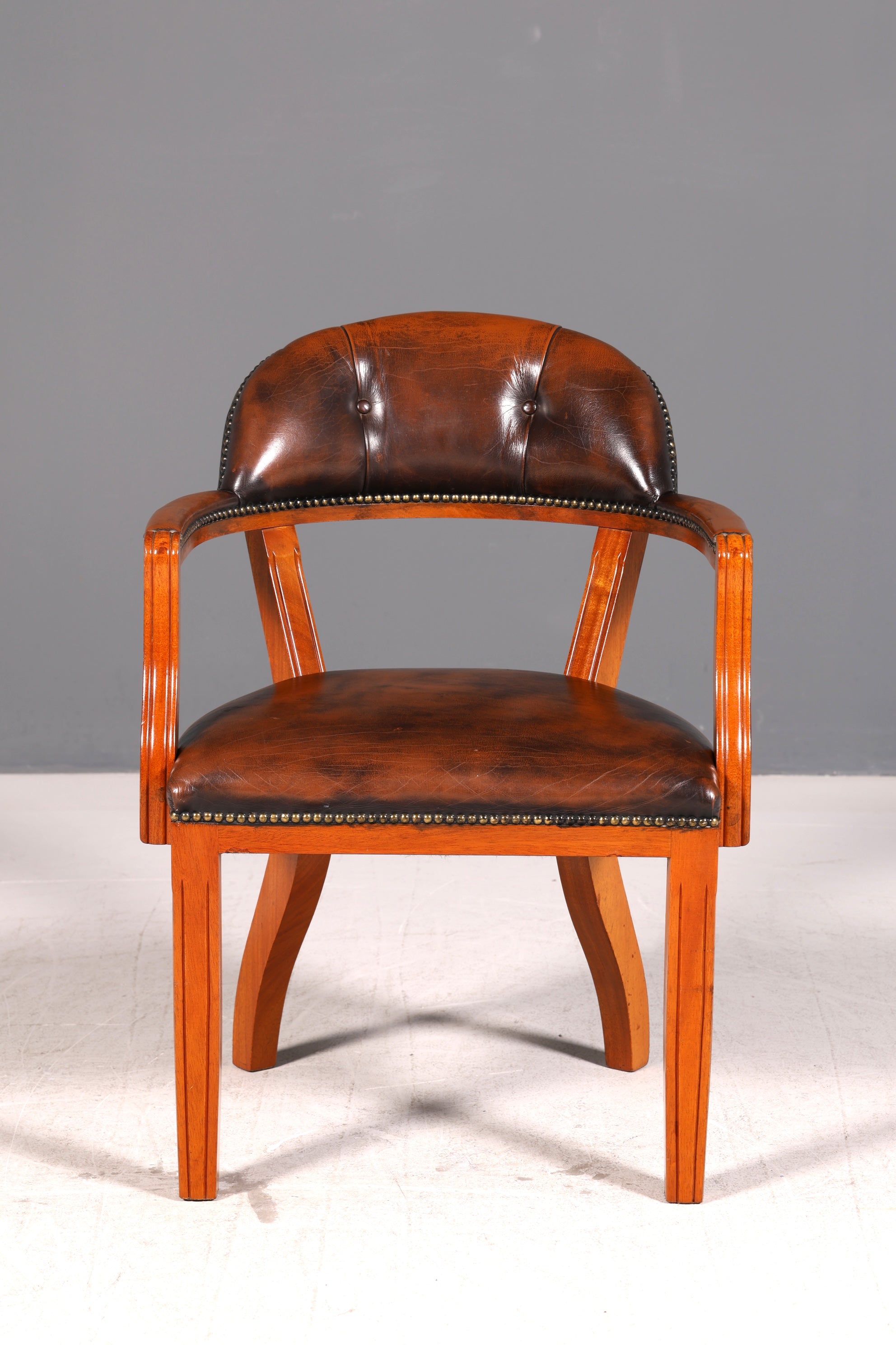 Wunderschöner Chesterfield Armlehnstuhl Braun Echt Leder Englisch Bürostuhl Schreibtischstuhl Sekretär Stuhl Court Chair 4 von 4