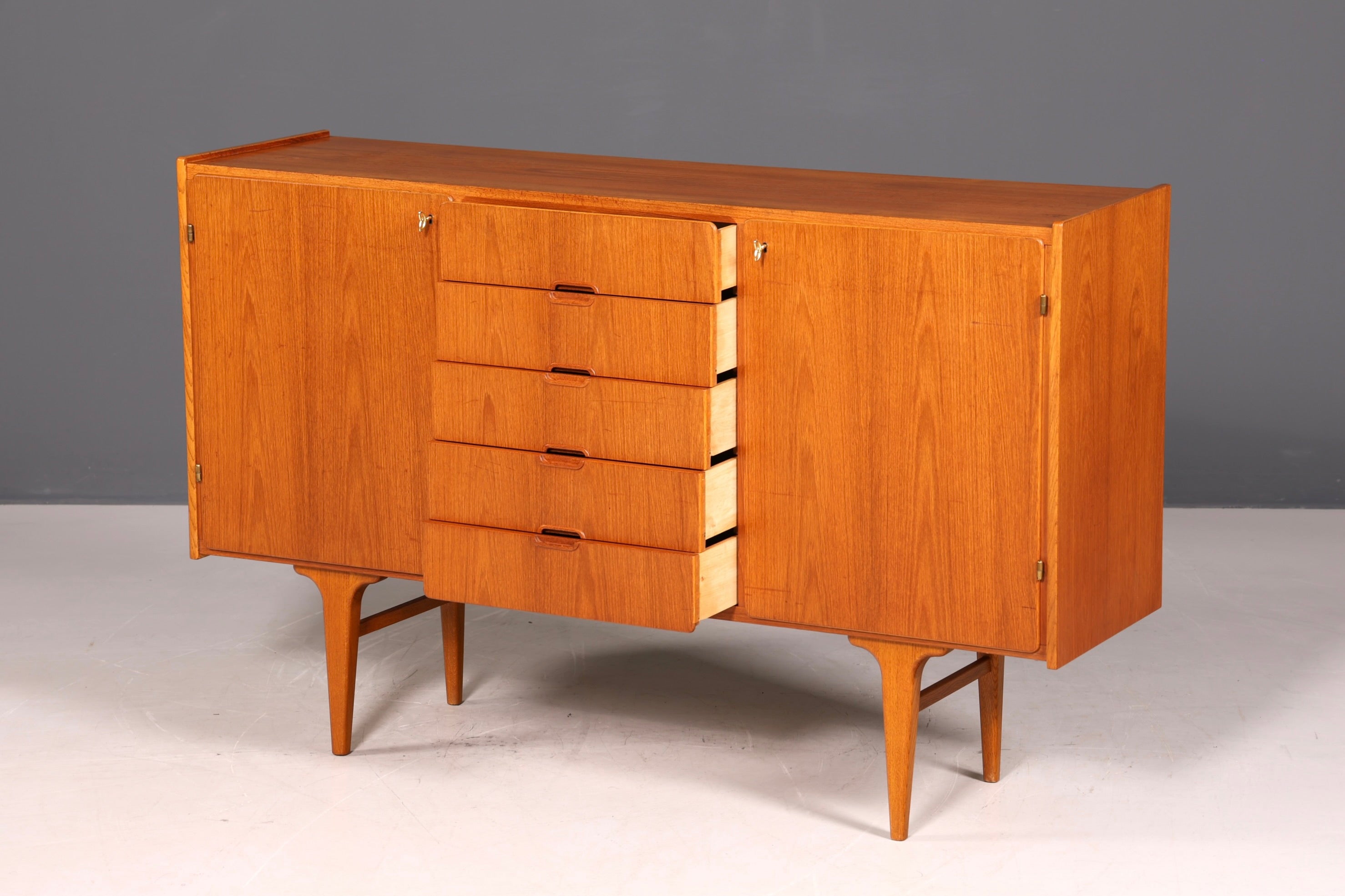 Traumhaftes Mid Century Sideboard Vintage Teak Holz TV Kommode Danish Design 60s Schrank