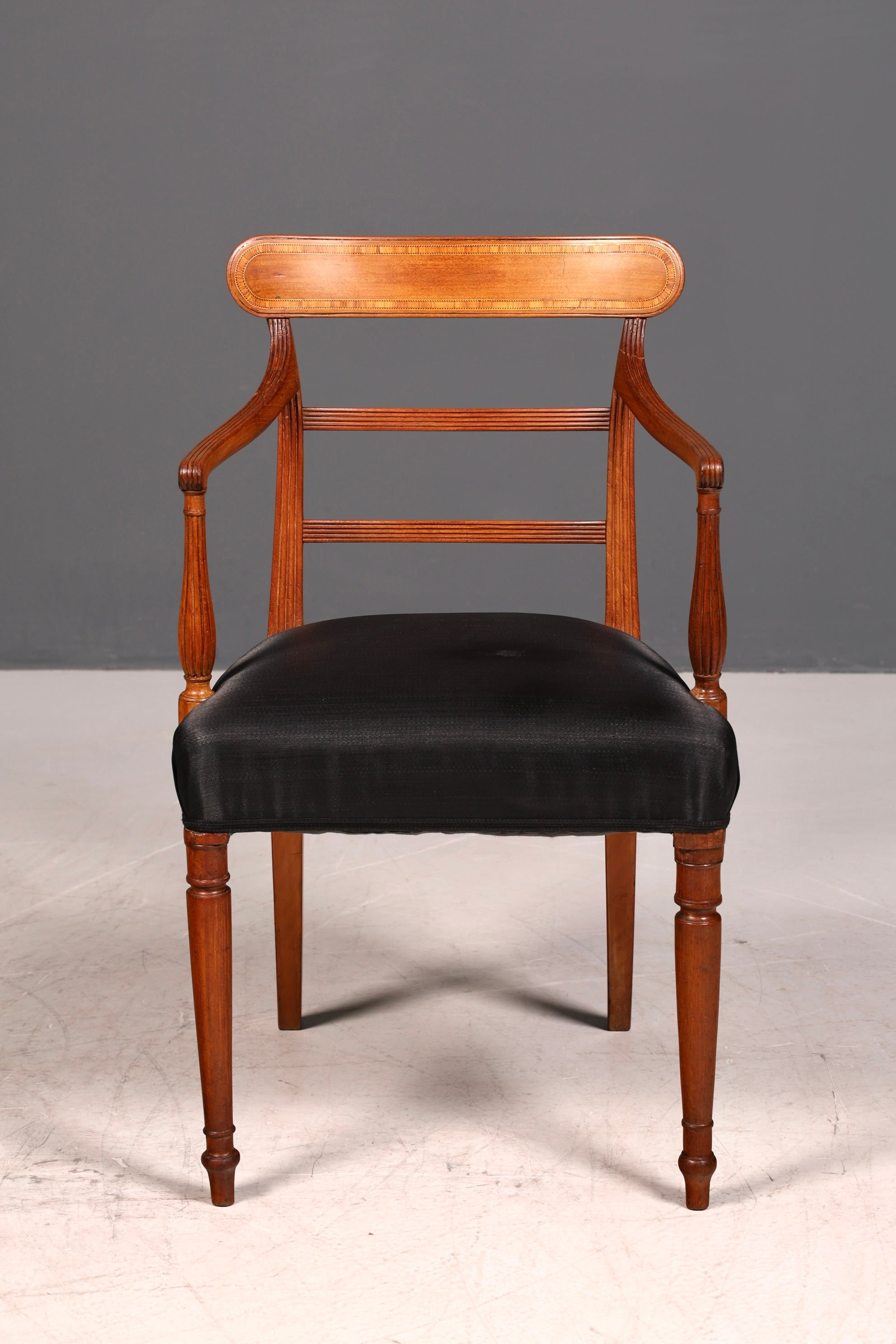 NOCH NICHT HOCHLADEN (Flecken sichtbar, neue Fotos werden gemacht) G385 cm Finish Wunderschöner Englischer Stuhl UK Küchenstuhl Antik Stil Sekretär Stuhl Polsterstuhl (Kopie)