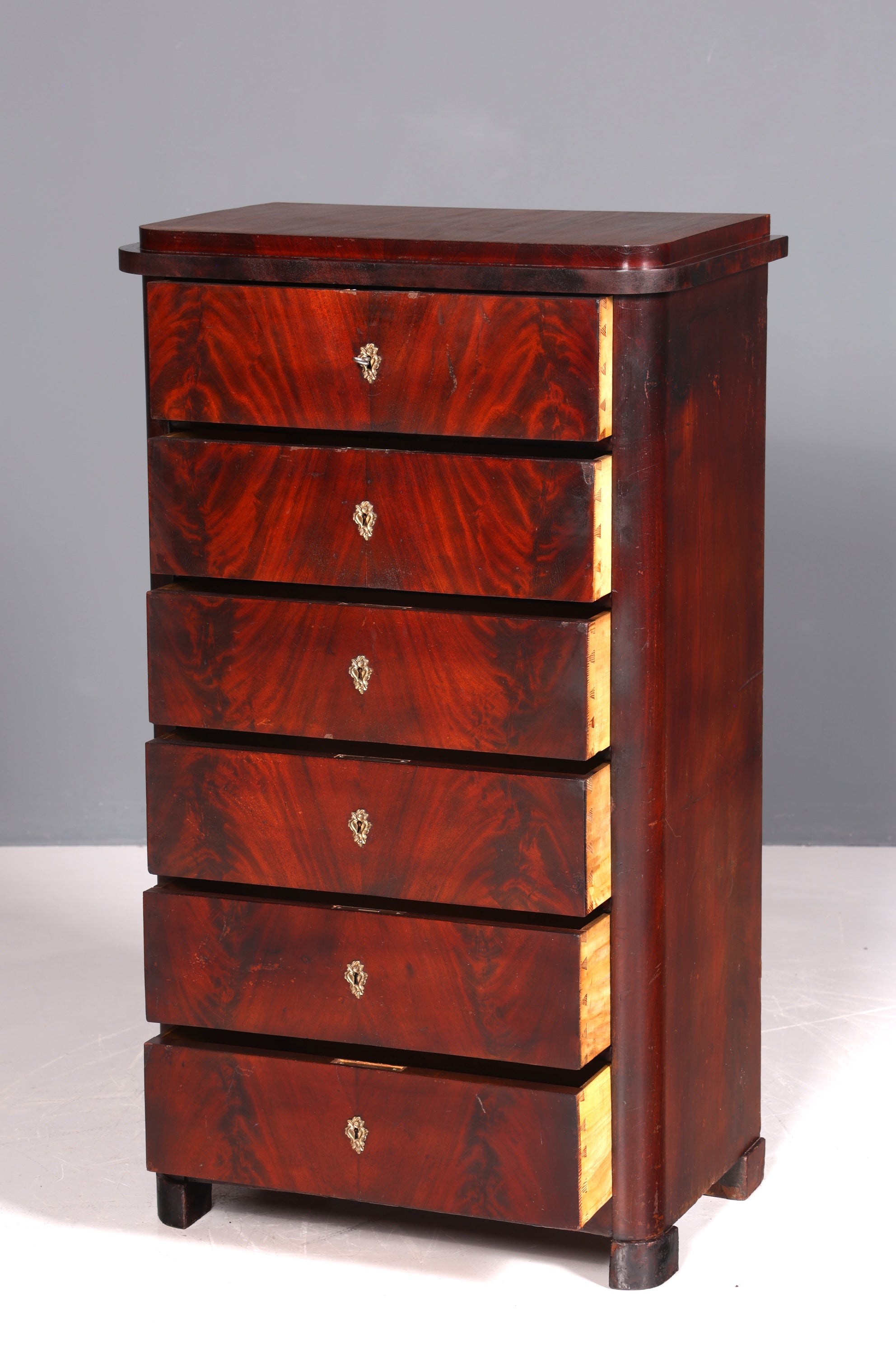 Wunderschöne Louis Philippe Chiffoniere um 1880 Gründerzeit Vertiko Schrank Semainier