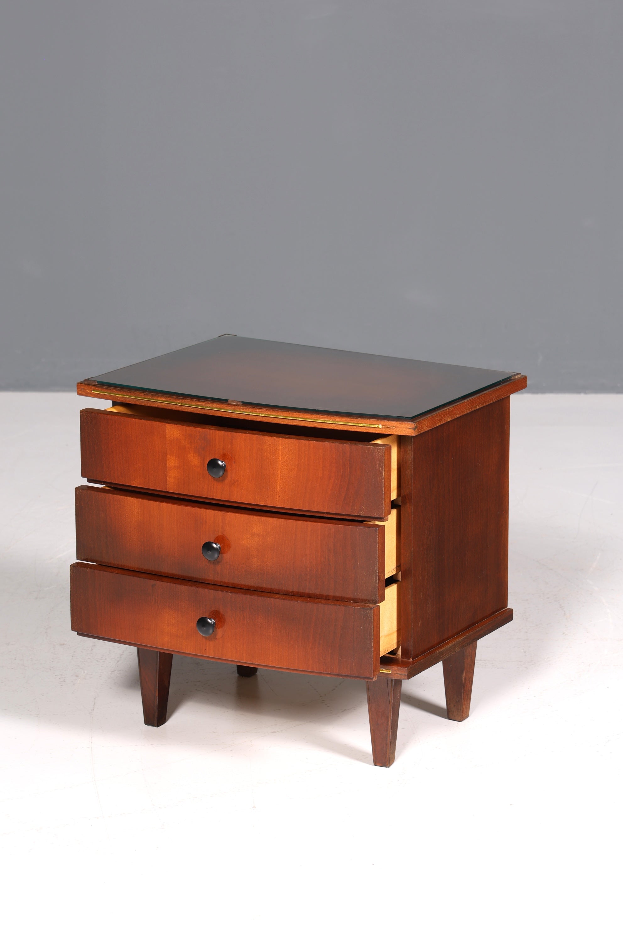 Wunderschöne Mid Century Kommode Vintage Nachttisch 60s Schubladenkommode 1 von 2