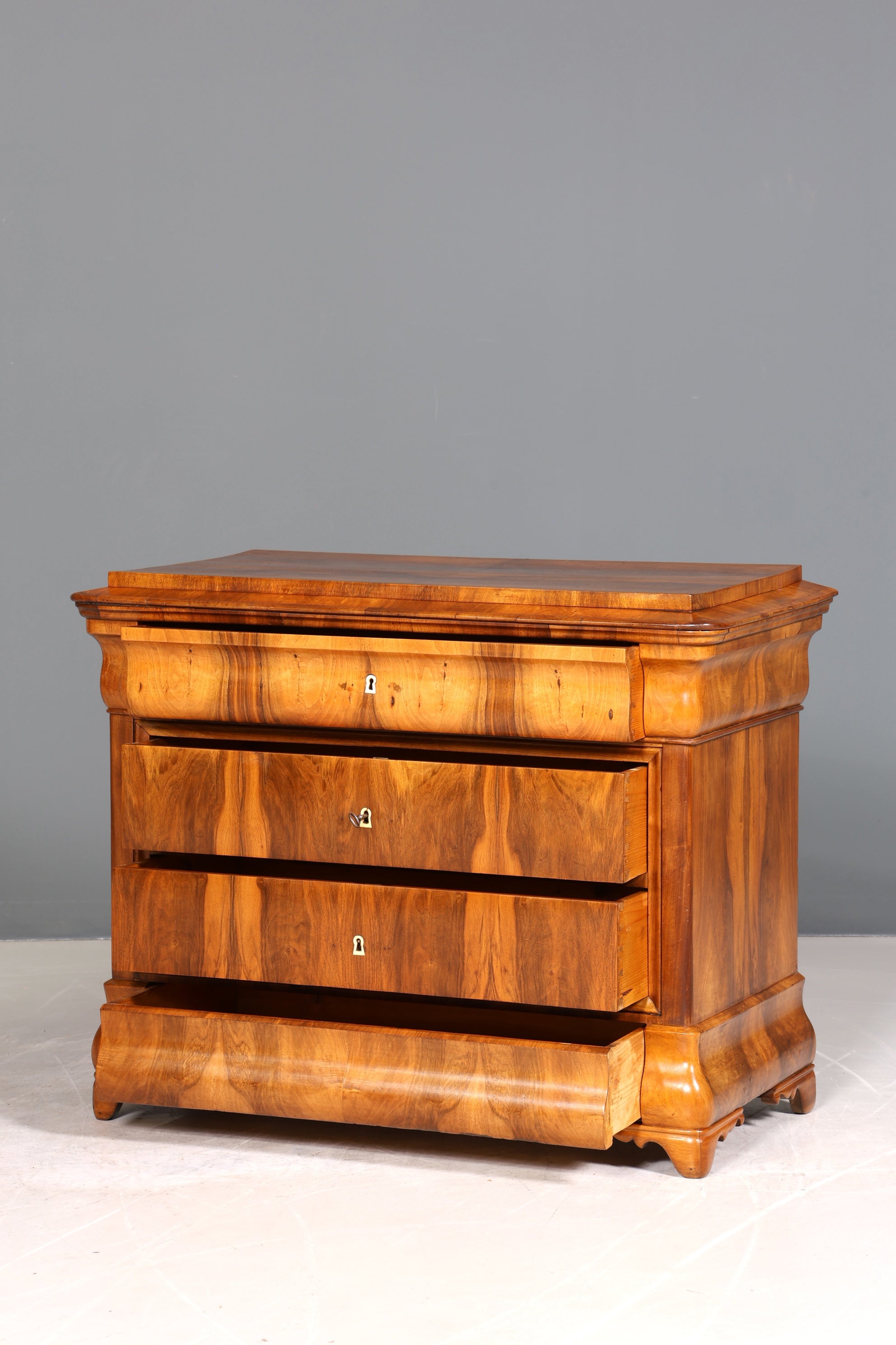 Stilvolle Original Biedermeier Kommode um 1860 Antik Schrank Schubladenkommode Wäschekommode