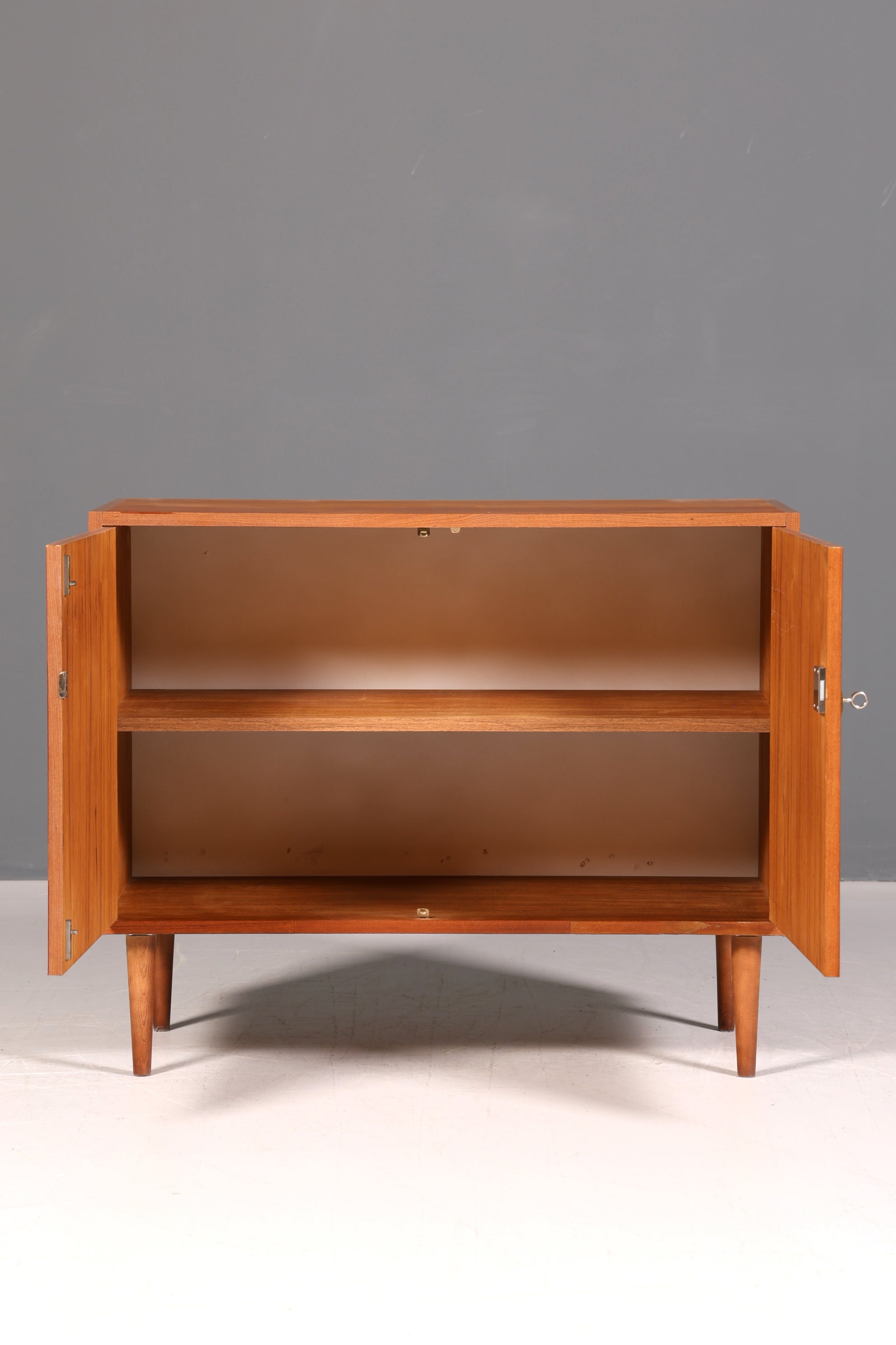 Wunderschöne Mid Century Kommode Vintage Schrank Retro Flurkommode 60s Sideboard Regal Holz