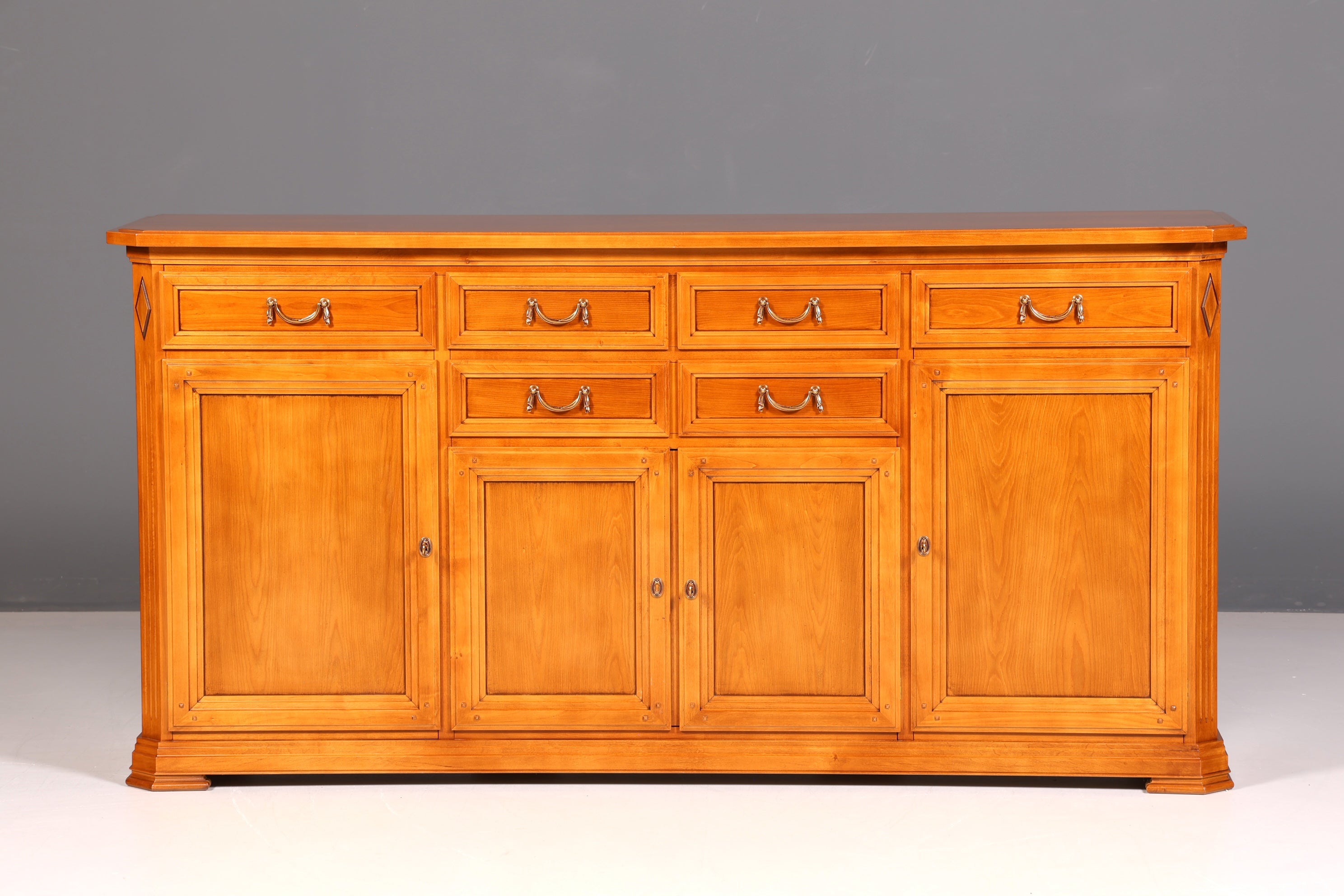 Traumhaftes Original Selva XXL Sideboard Antik Stil Villa Borghese Schrank Kommode Buffet