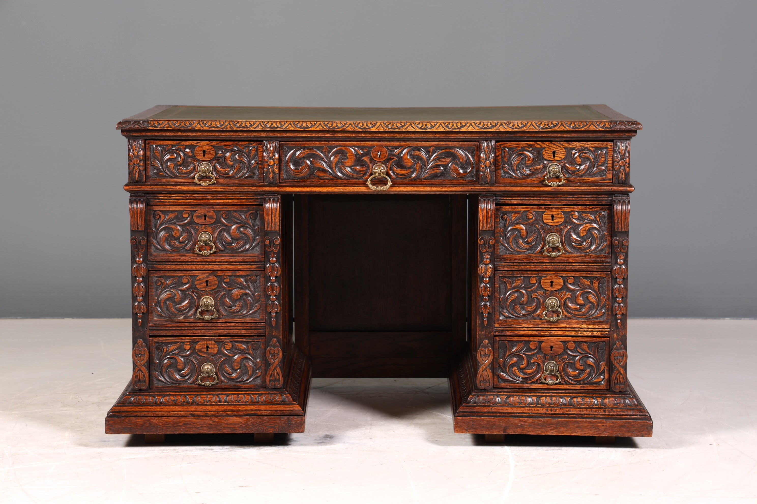 Imposanter Neorenaissance Schreibtisch Herrenzimmer Bürotisch Antik Office Table