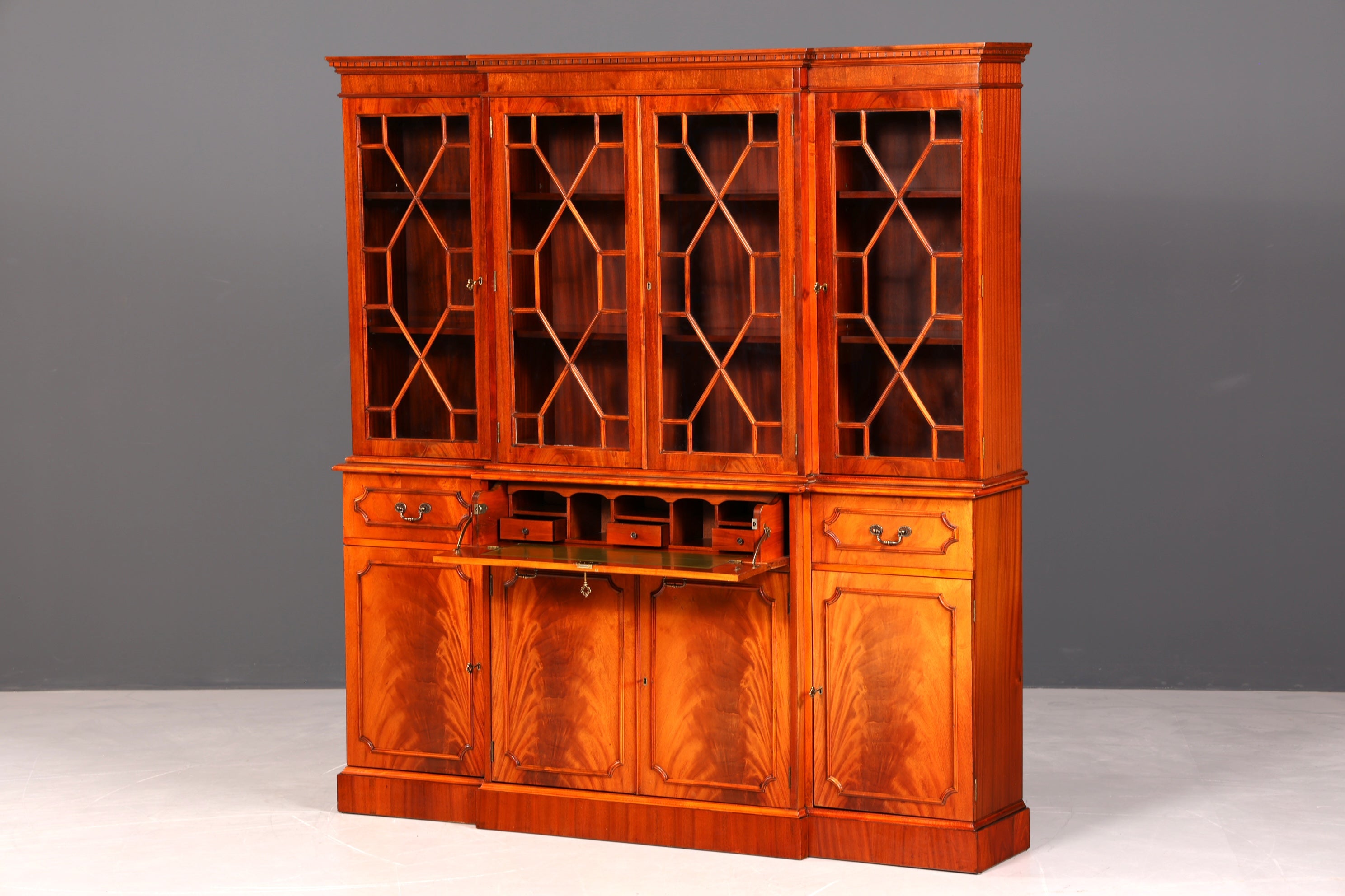 G389 Finish Wunderschöne Englische Vitrine Bibliothek Sekretär echt Holz Antik Schrank Regal (Kopie)