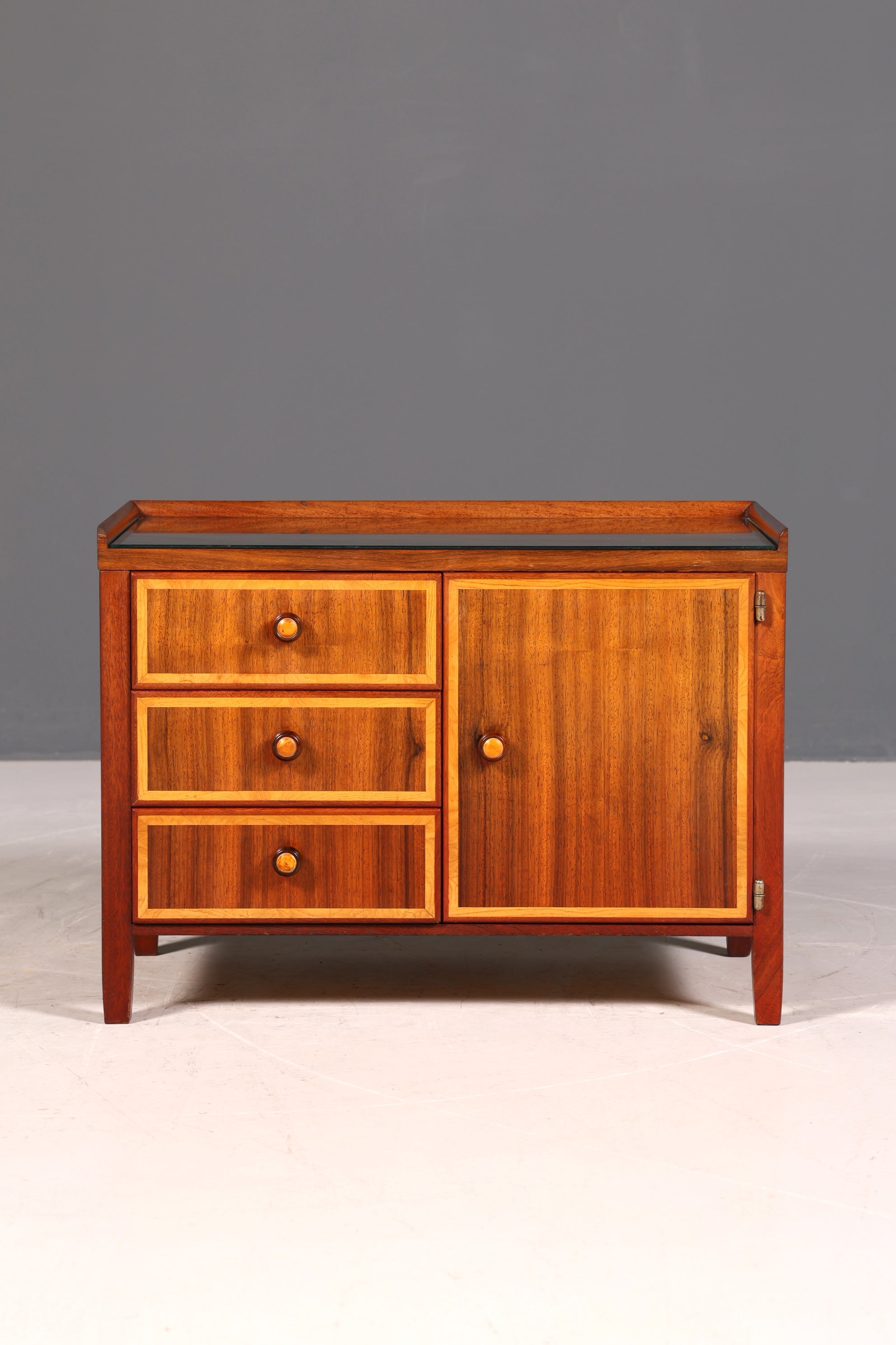 Wunderschönes Mid Century Kommode Vintage TV Sideboard 60s Schrank Flurkommode