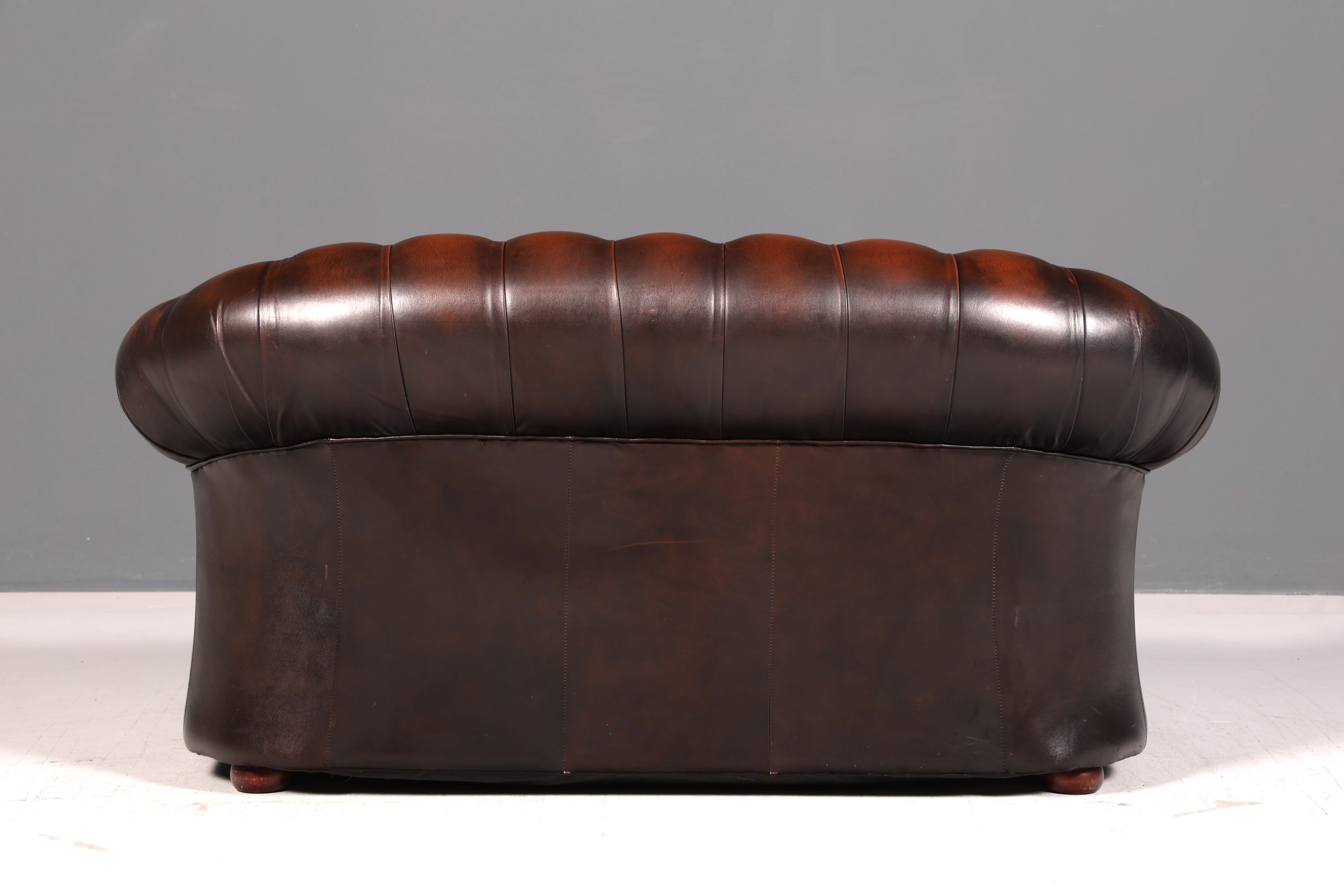 Wunderschöne Original Chesterfield Centurion 2-Sitzer Couch Echt Leder Sofa Englisch UK Antik Vintage