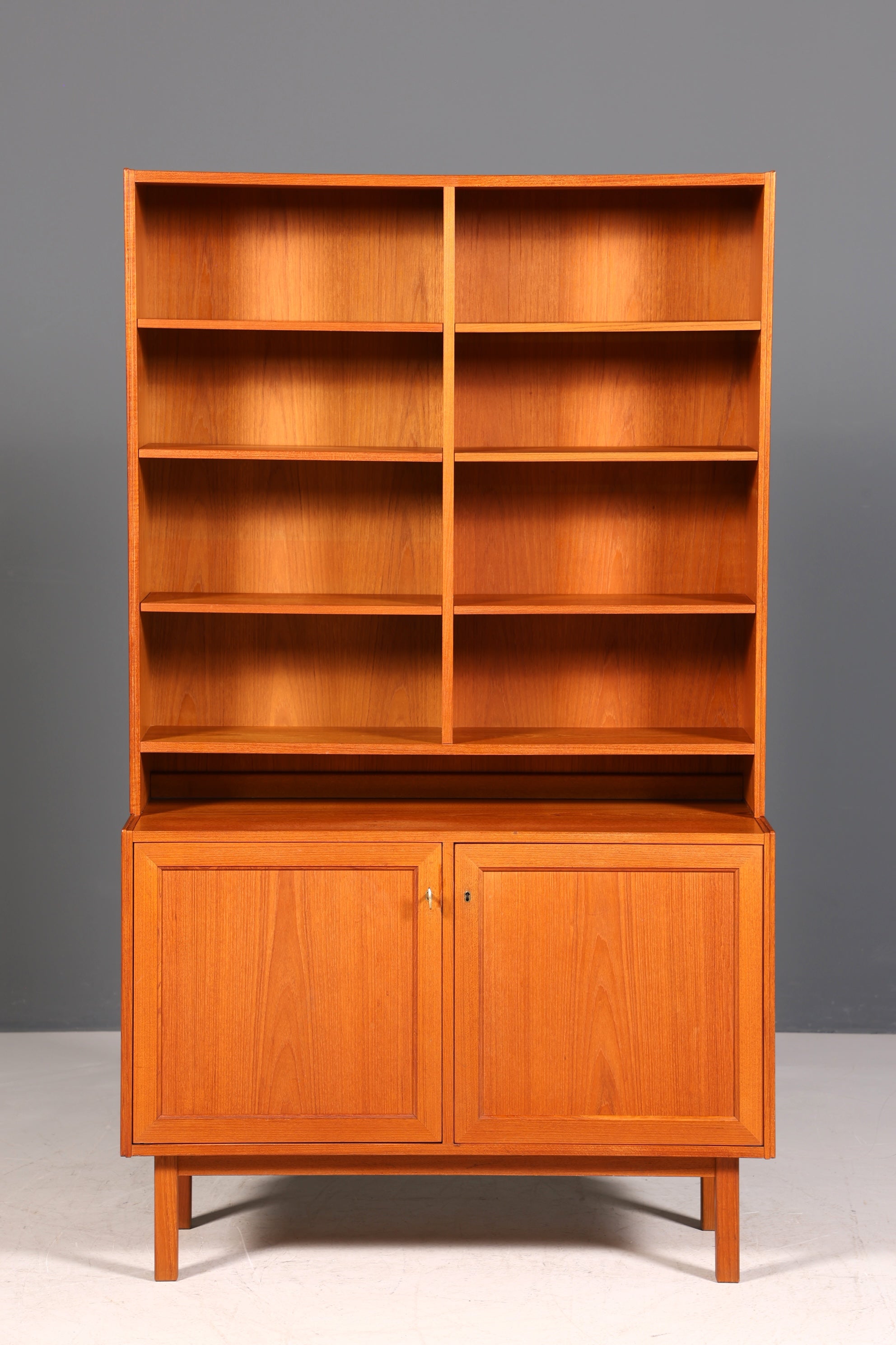 Traumhaftes Mid Century Regal Teak Holz Schrank Danish Design Retro Kommode Vintage Bücherregal 60er Jahre