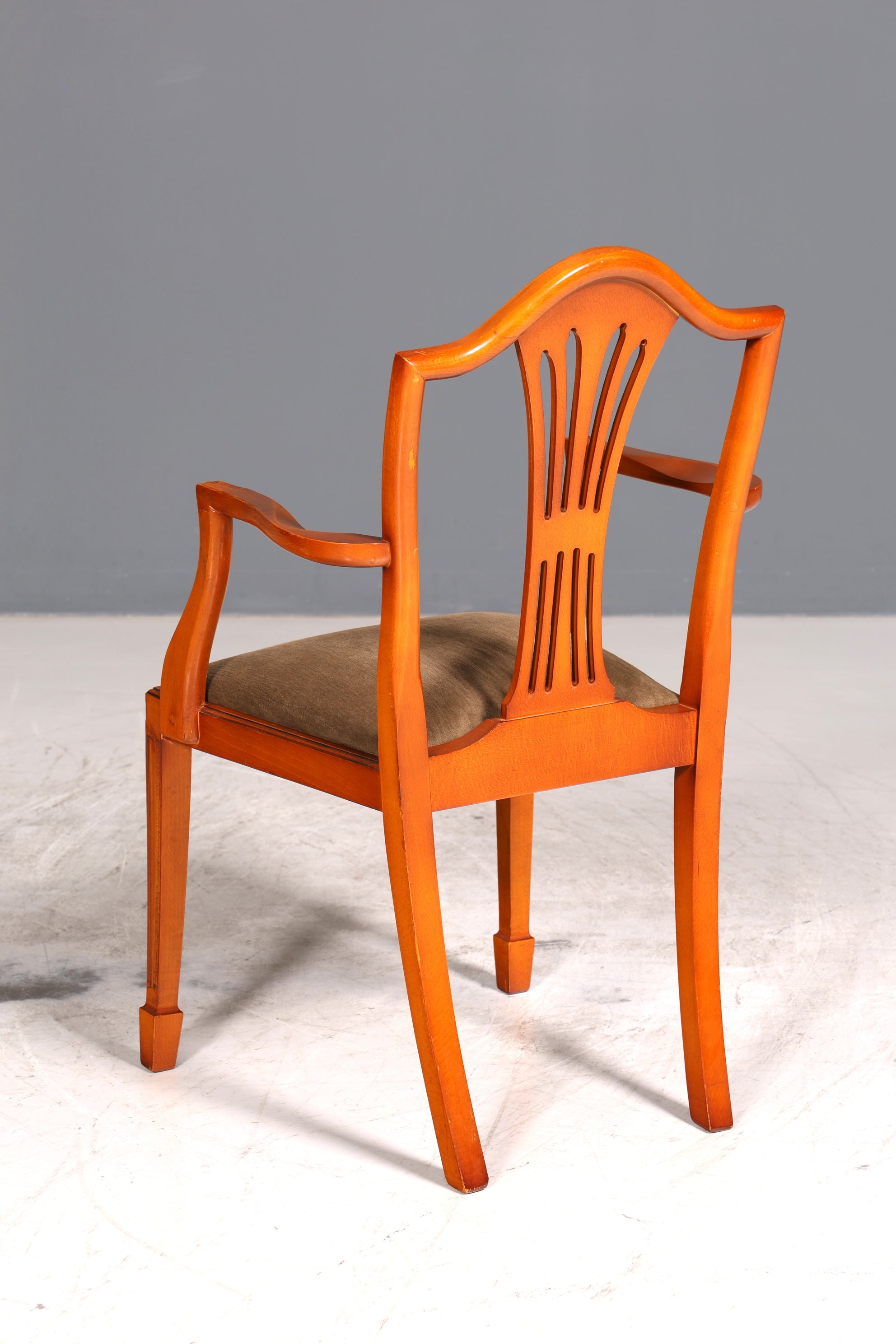 Edler Englischer Stuhl im Hepplewithe Stil Englisch Armlehnstuhl Dining Chair Küchenstuhl Sekretär Stuhl 1 von 2