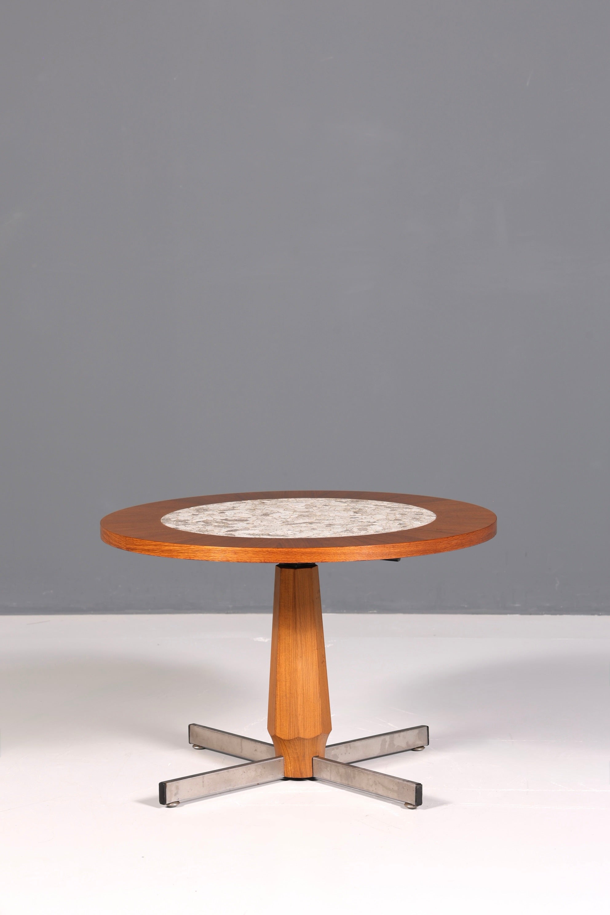 Wunderschöner Mid Century Couchtisch Retro Ablagetisch Vintage Beistelltisch Höhenverstellbar