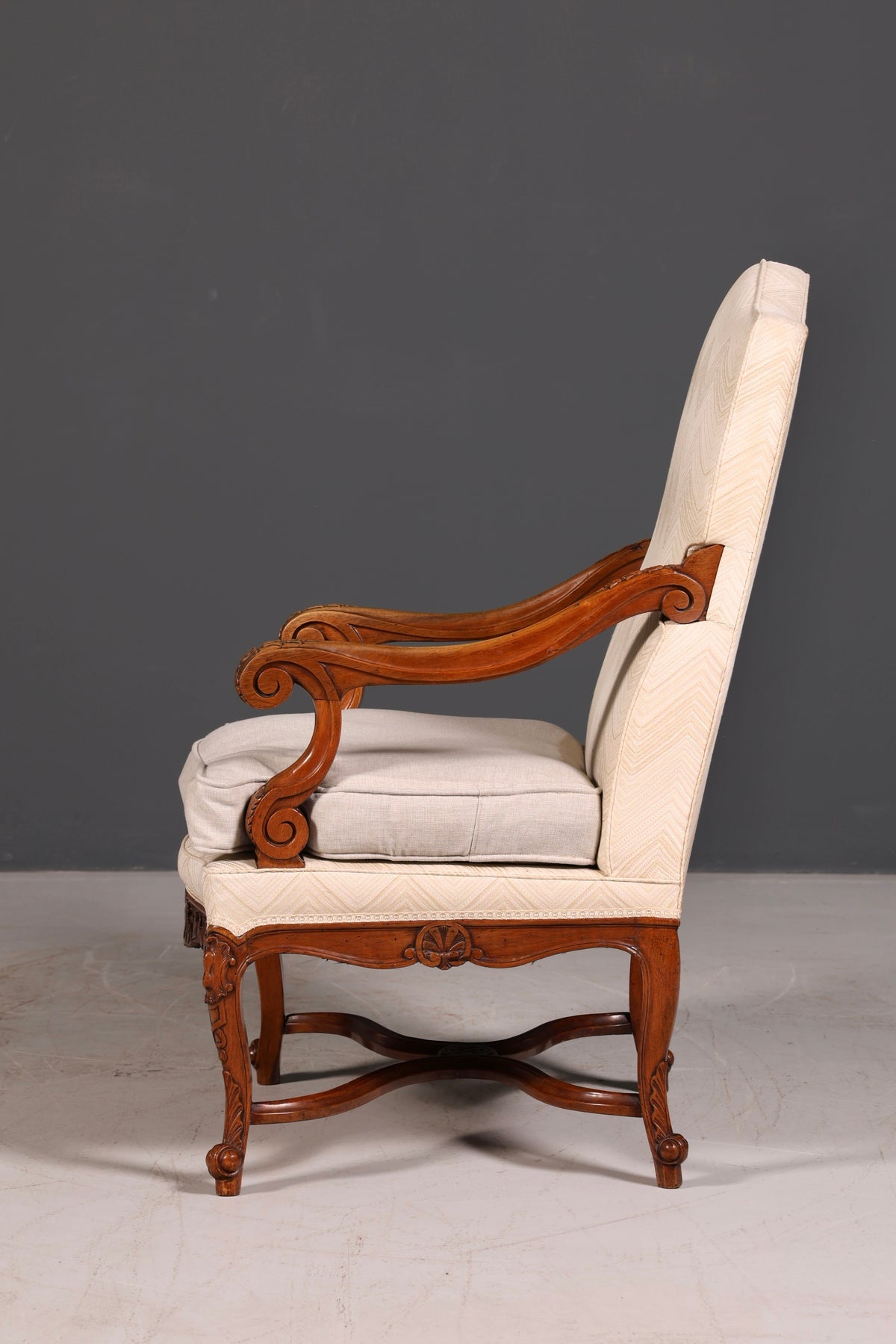 Edler Louis Philippe Armlehnsessel Gründerzeit Antik Sessel Polstersessel 1 von 2