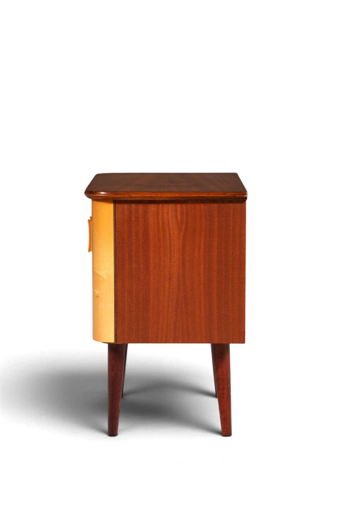 Hauptstadt Möblerei Mid Century Nachttisch aus Echtholz mit konischen Beinen in Vintage Optik