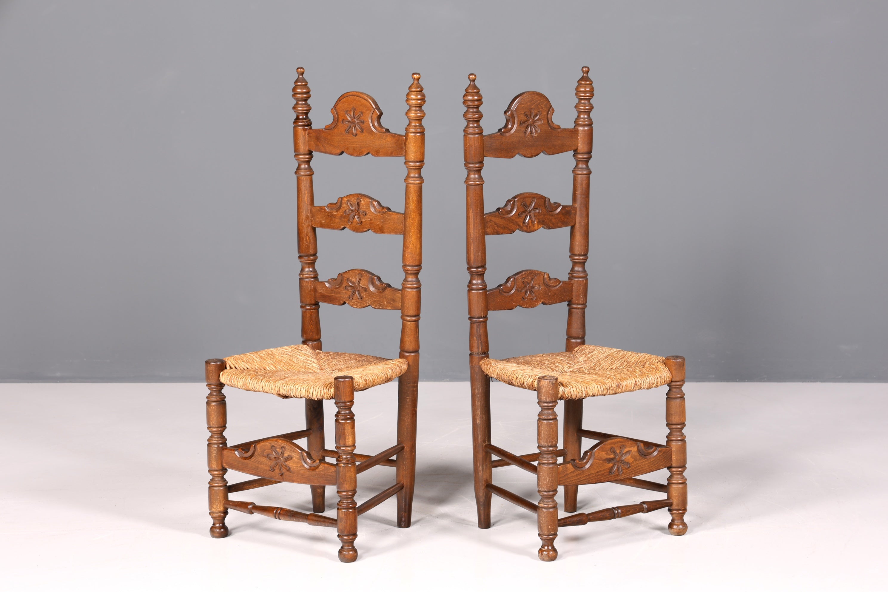 2x Wunderschöne Spanische Stühle Stuhl Set Rattan Rustikale Stühle Küchenstühle