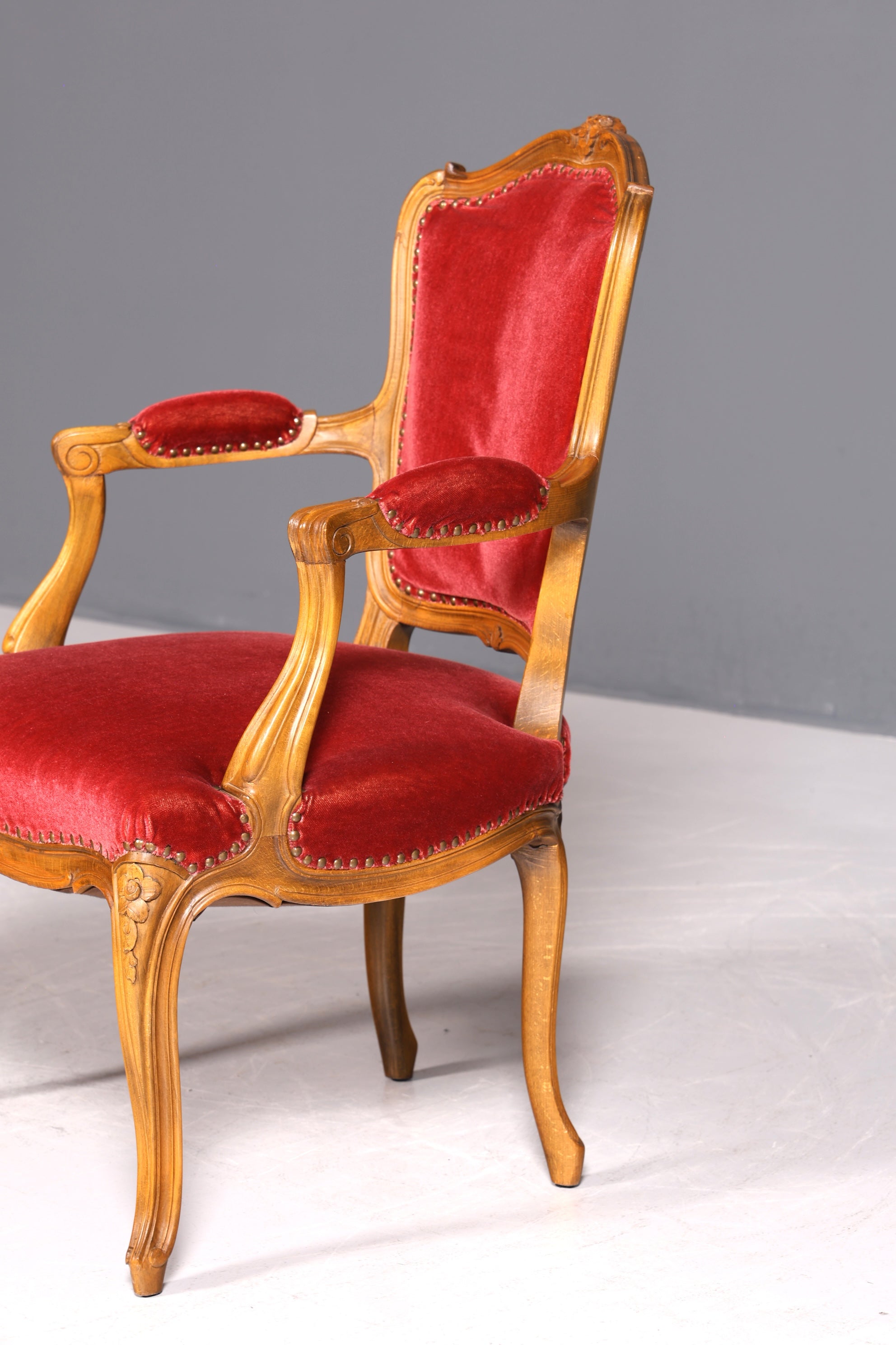 Wunderschöner Chippendale Armlehnstuhl Chippendale Stil Sekretär Stuhl Samt Stoff Sessel 2 von 2