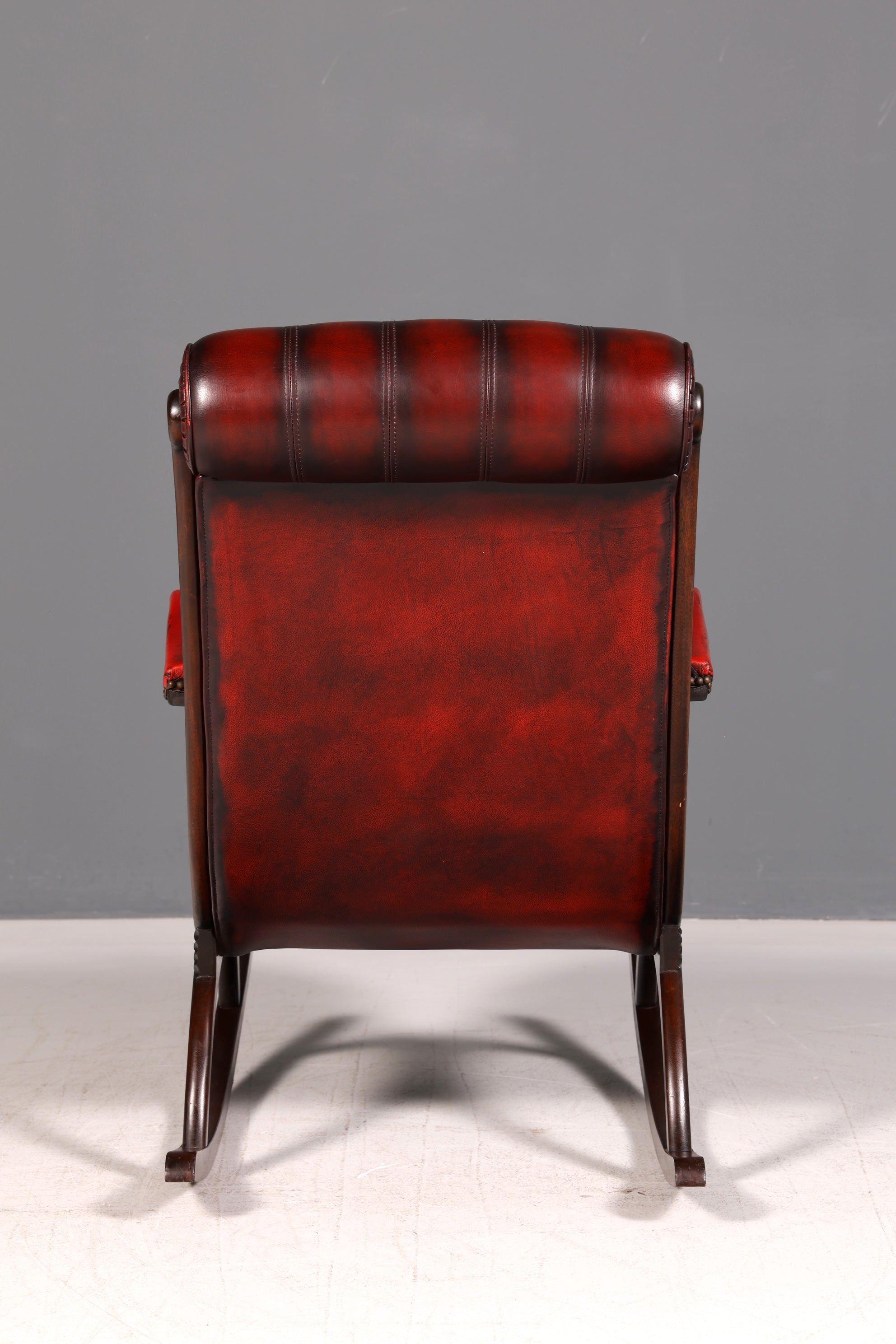 Stilvoller Original Chesterfield Schaukelstuhl Oxblood Englischer Armlehnsessel Echt Leder Englisch Schwingsessel Herrensessel UK