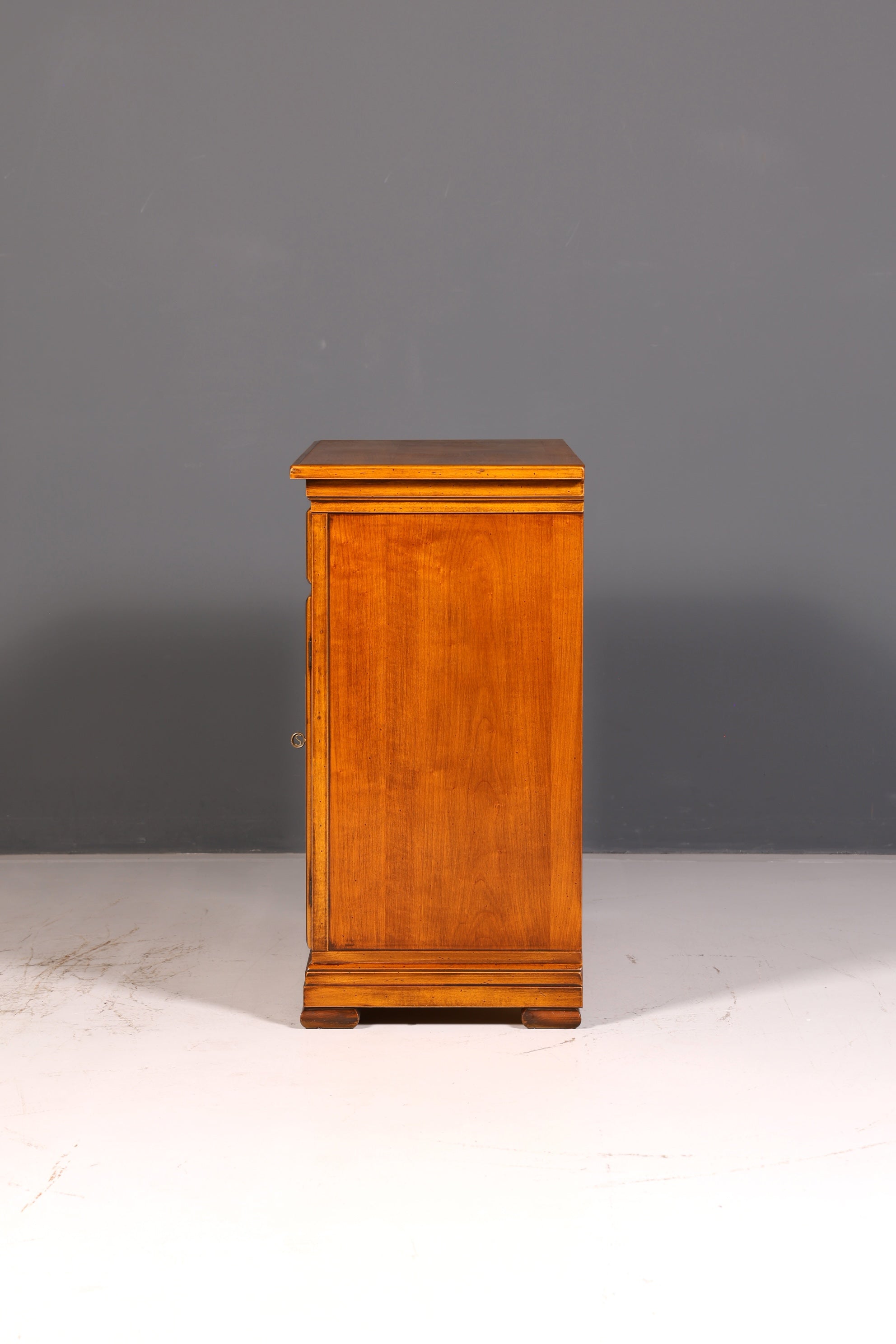 Wunderschöne Original Selva Kommode Villa Borghese Schrank Buffet Anrichte Sideboard Vintage