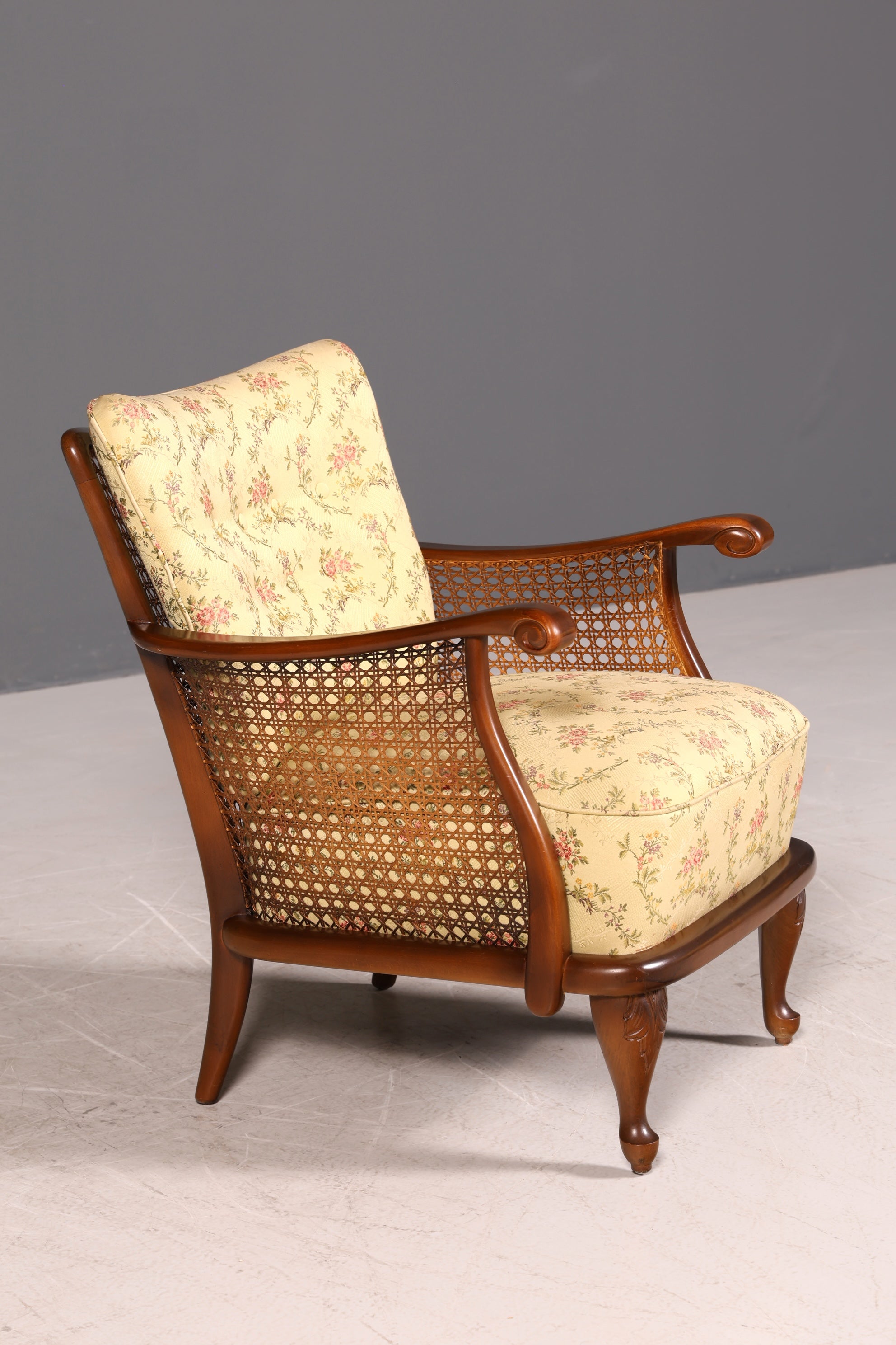 Traumhafter Chippendale Sessel Antik 60s Korbgeflecht Relax Sessel Vintage Samt Stoff 1 von 2