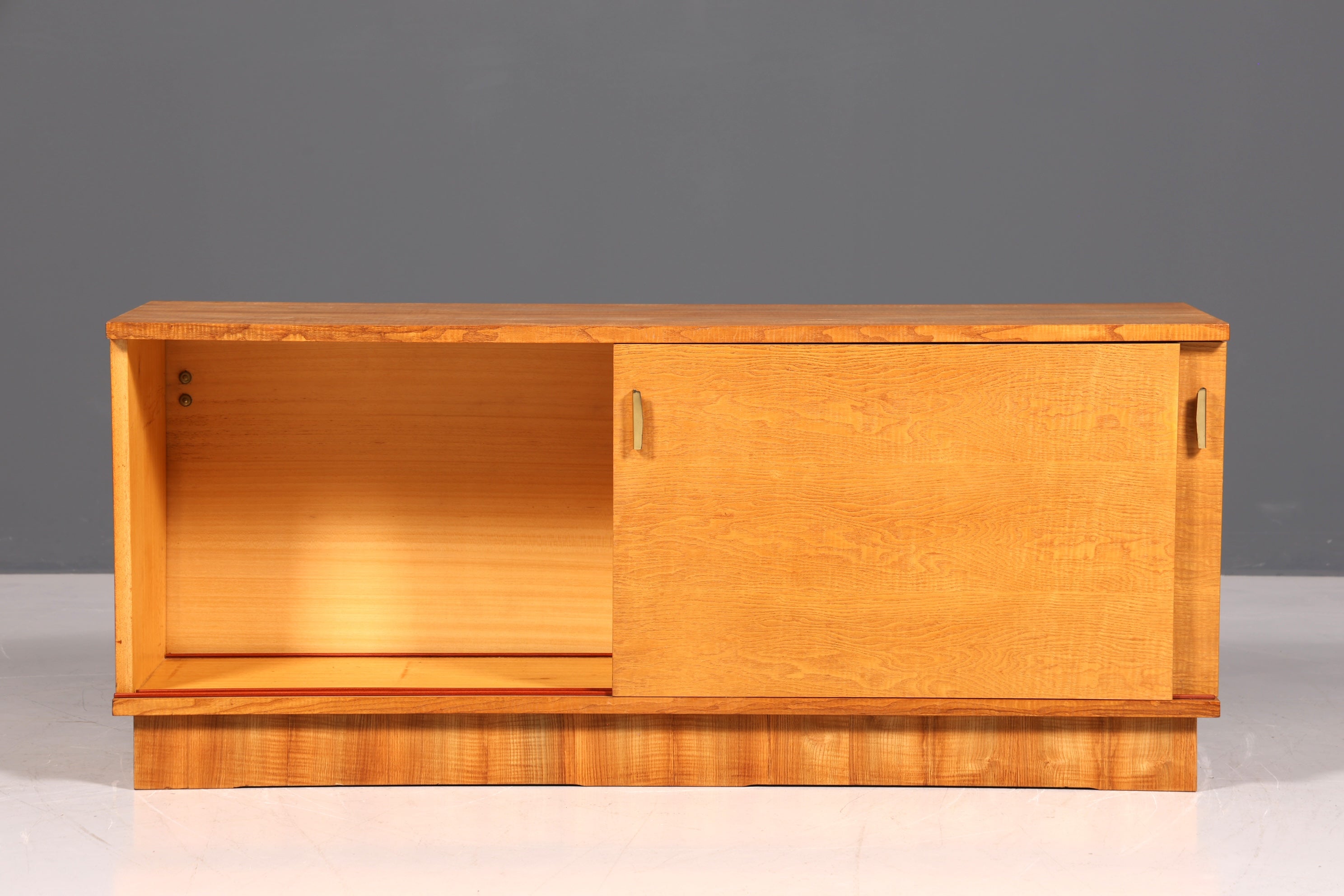 Traumhaftes Mid Century Sideboard Vintage Schrank Schiebetür Kommode TV Schrank 60s