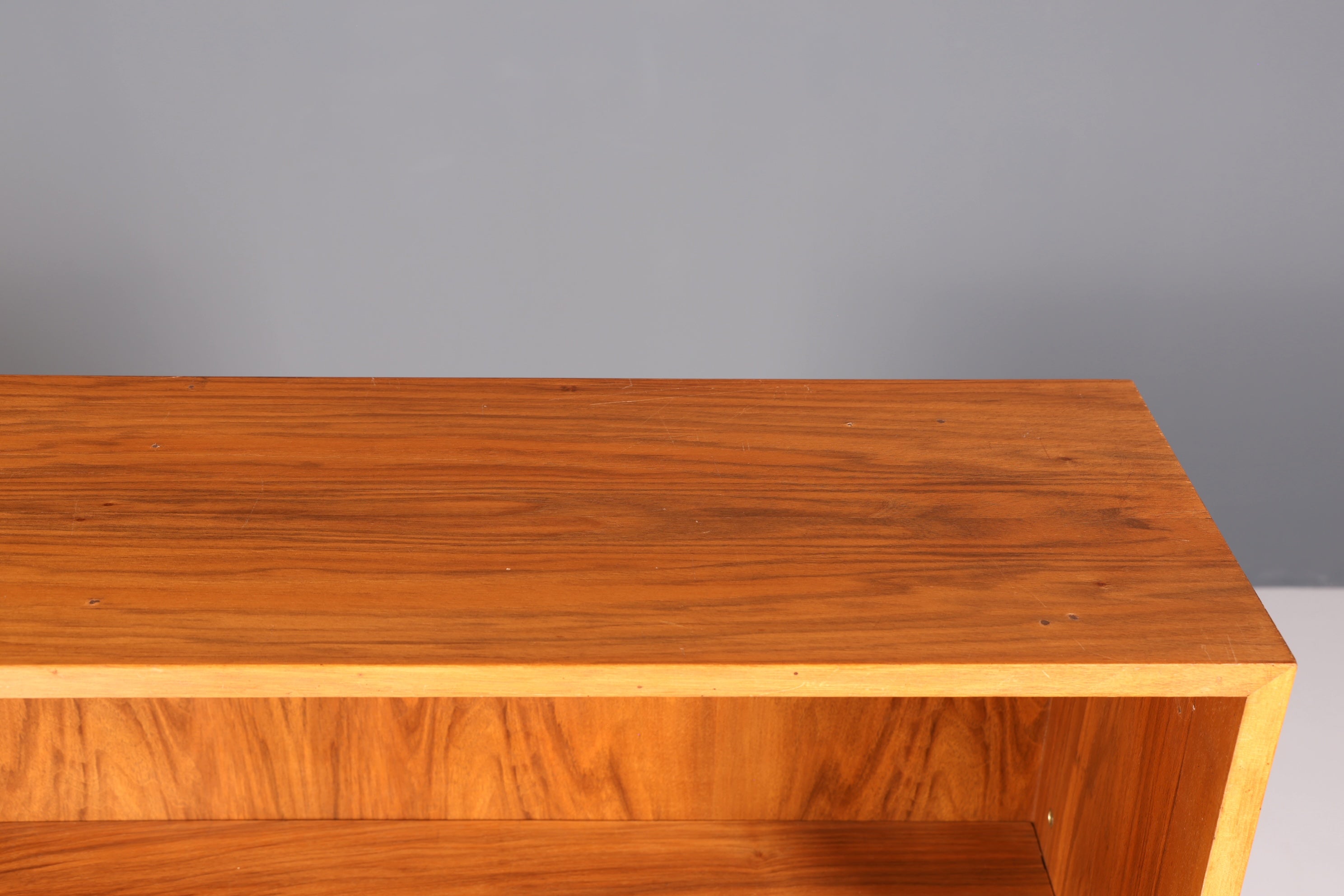 Wunderschönes Original Musterring Regal Mid Century Bücherregal Retro echt Holz Buchablage 1 von 2