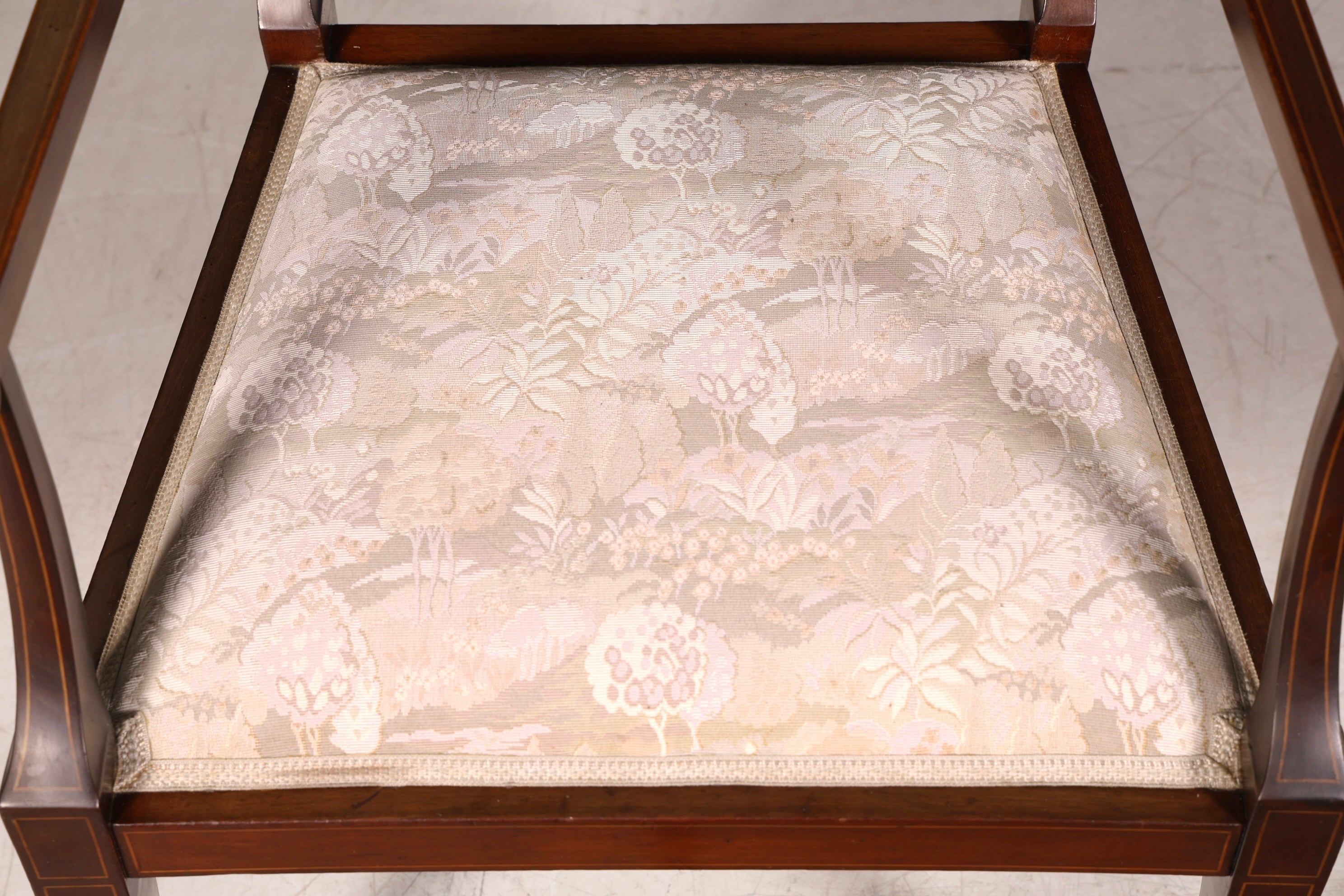 G738 Finish