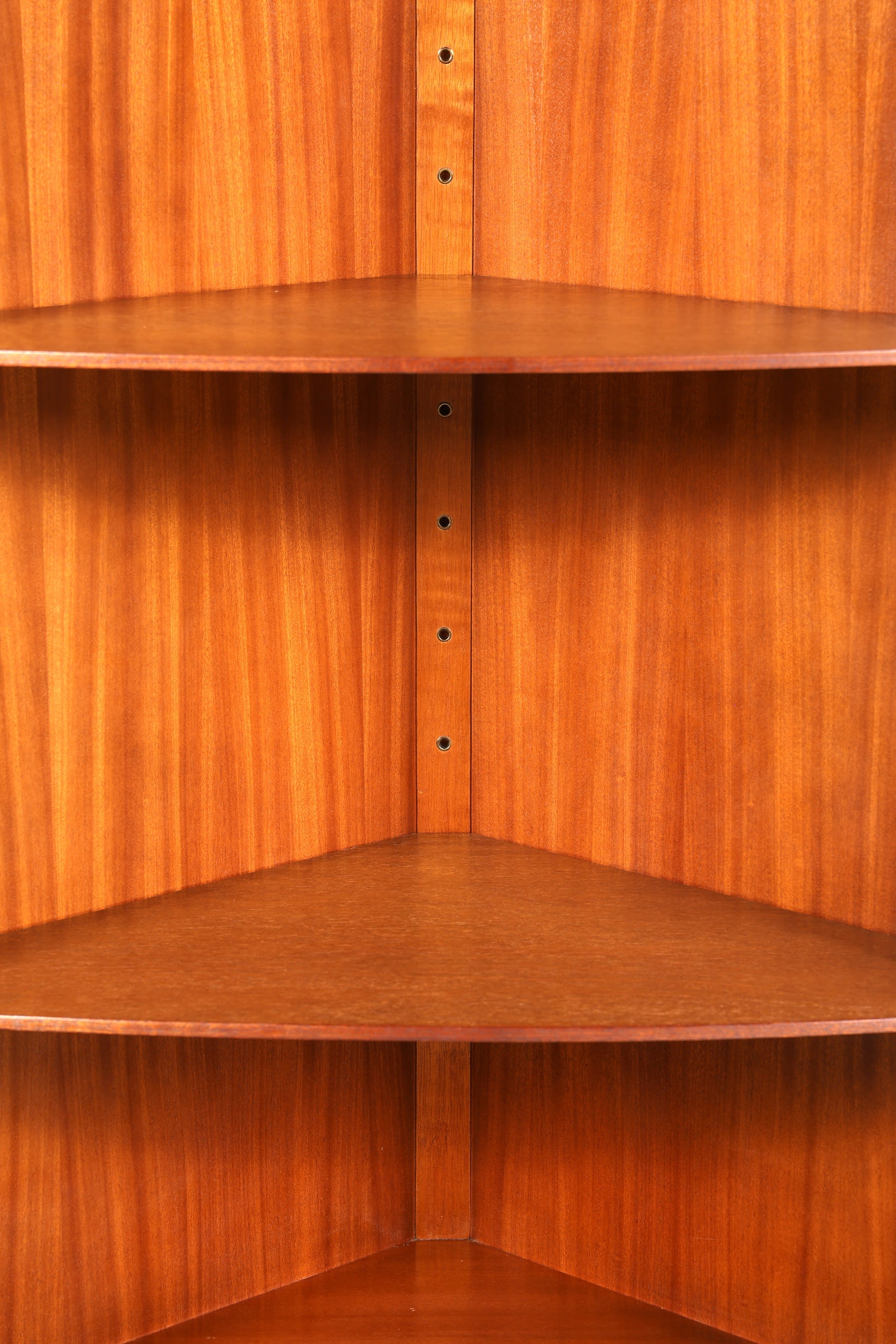 Wunderschöne Georgischer Eckvitrine Mahagoni Antik 50s echt Holz Schrank Englisch Eckschrank Glasvitrine