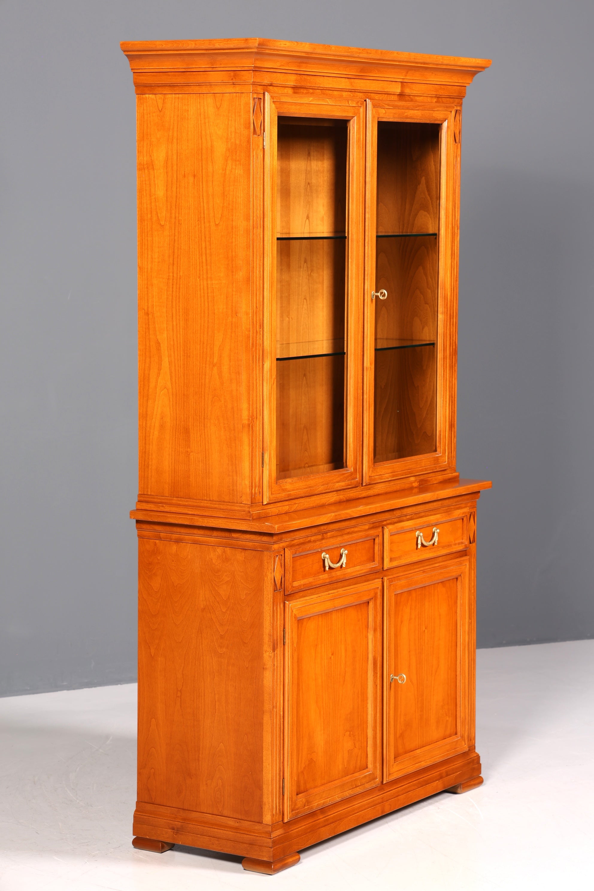 Traumhafte Original Selva Vitrine Antik Stil massiv Holz Buffet Villa Borghese Schrank Bibliothek Geschirrschrank