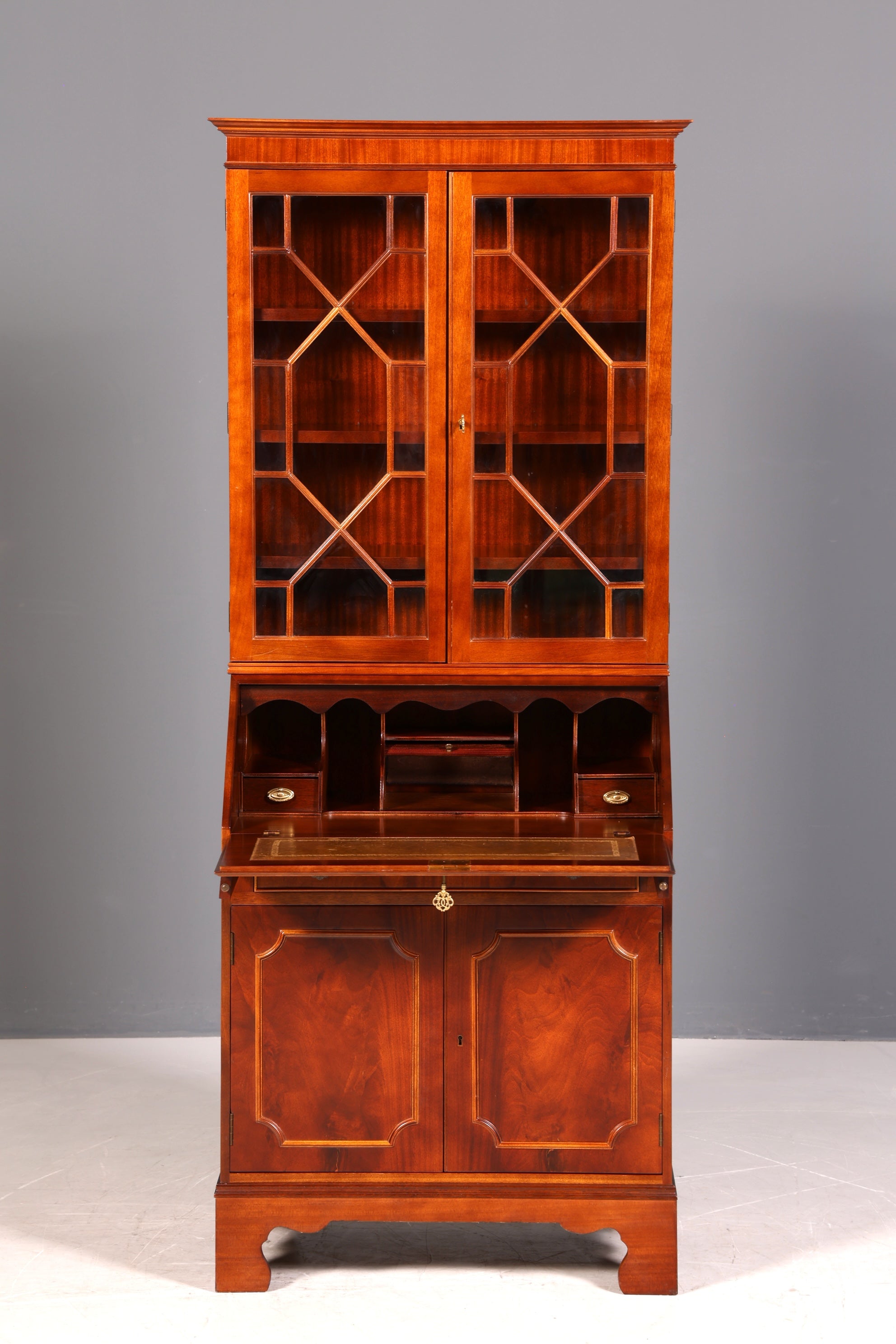 G401 Finish cm Wunderschöner Englischer Sekretär Büro Aufsatzsekretär Antik 60S Vitrinen Schrank UK (Kopie)