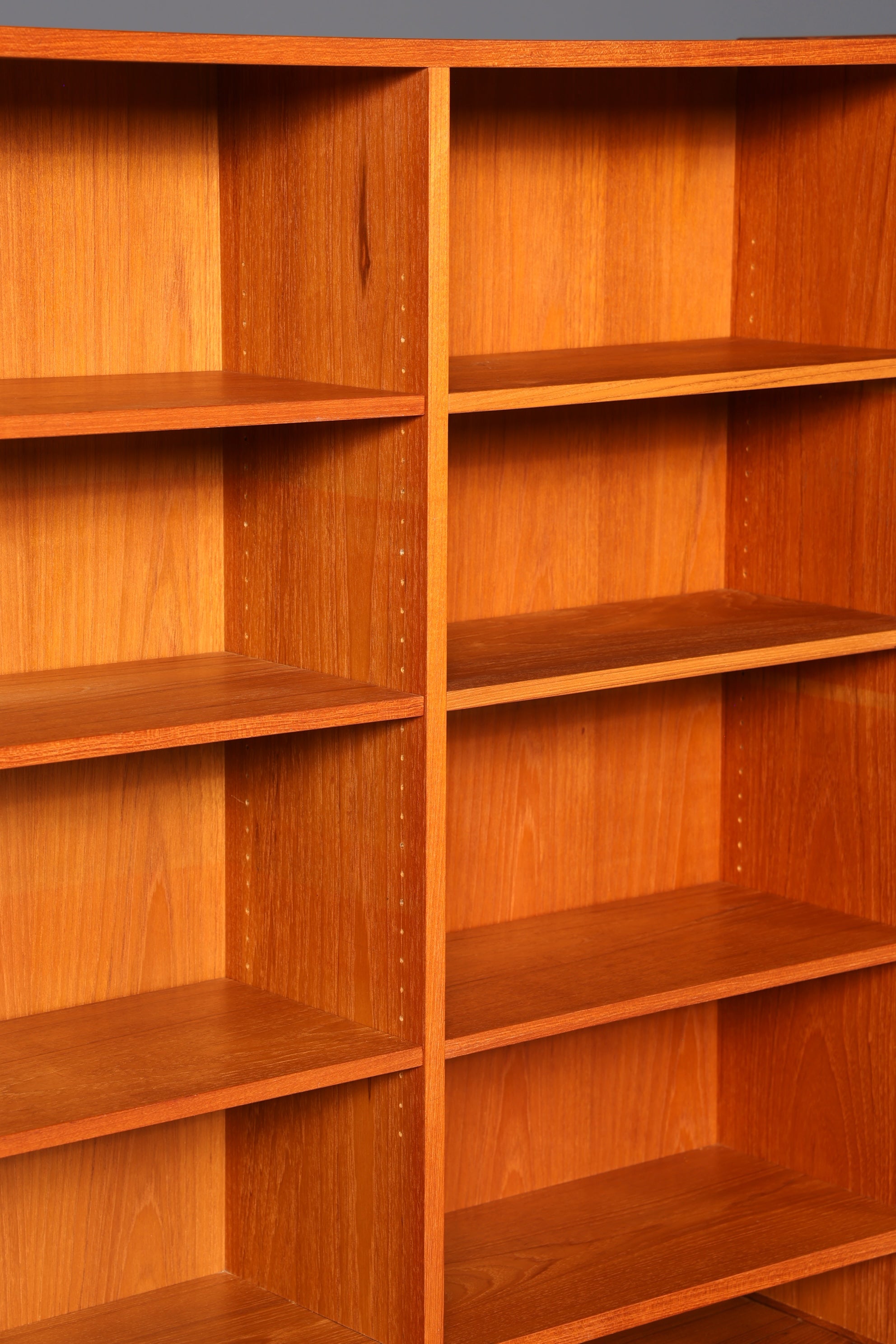 Traumhaftes Mid Century Regal Teak Holz Schrank Danish Design Retro Kommode Vintage Bücherregal 60er Jahre