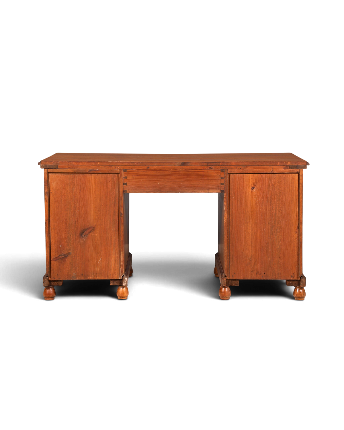 Hauptstadt Möblerei Jugendstil Schreibtisch aus massivem Eichenholz mit warmer Maserung und klassischem Design