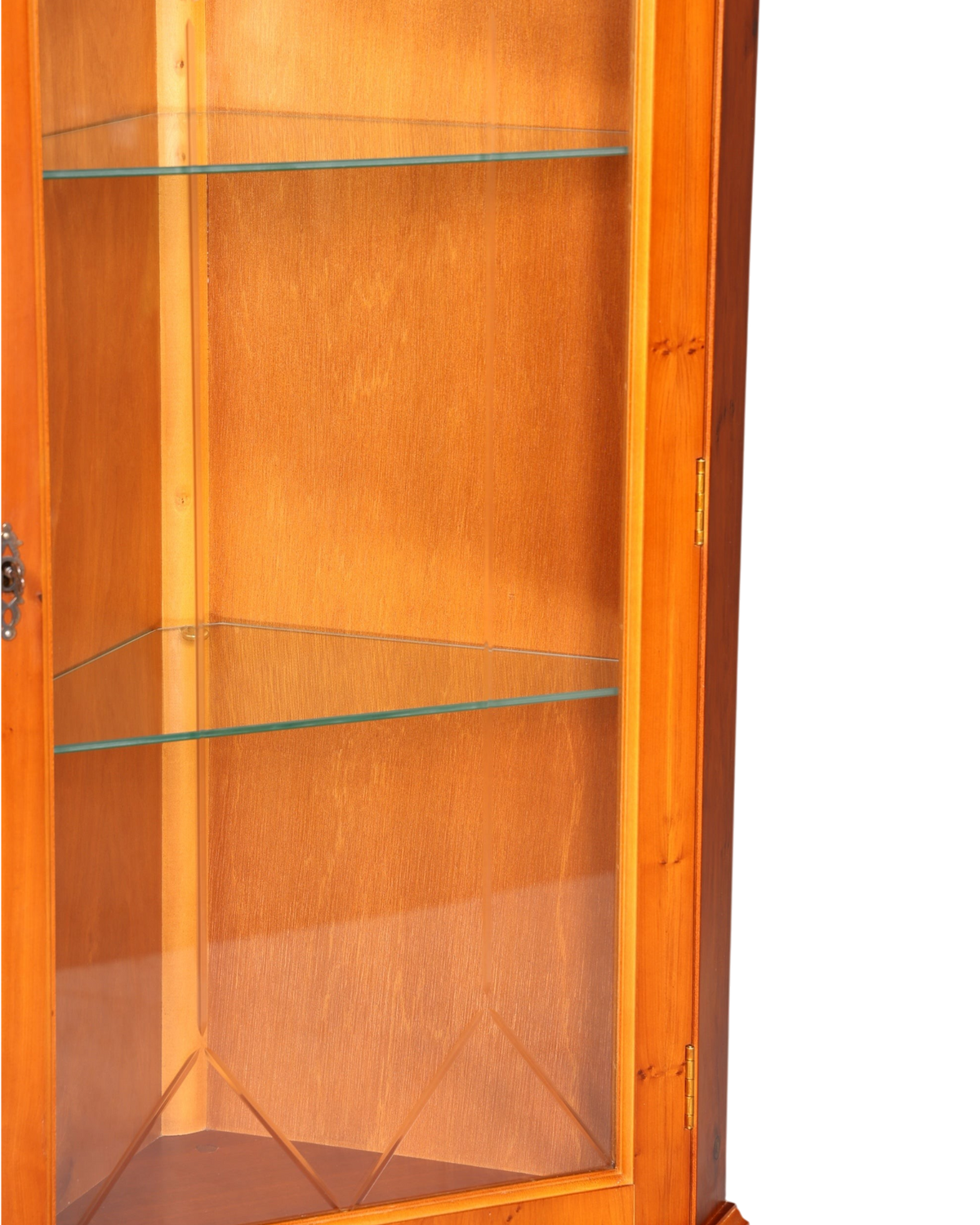 Hauptstadt Möblerei englische Eckvitrine aus Eibenholz mit Glasböden, Sprossentür und integrierter Innenbeleuchtung
