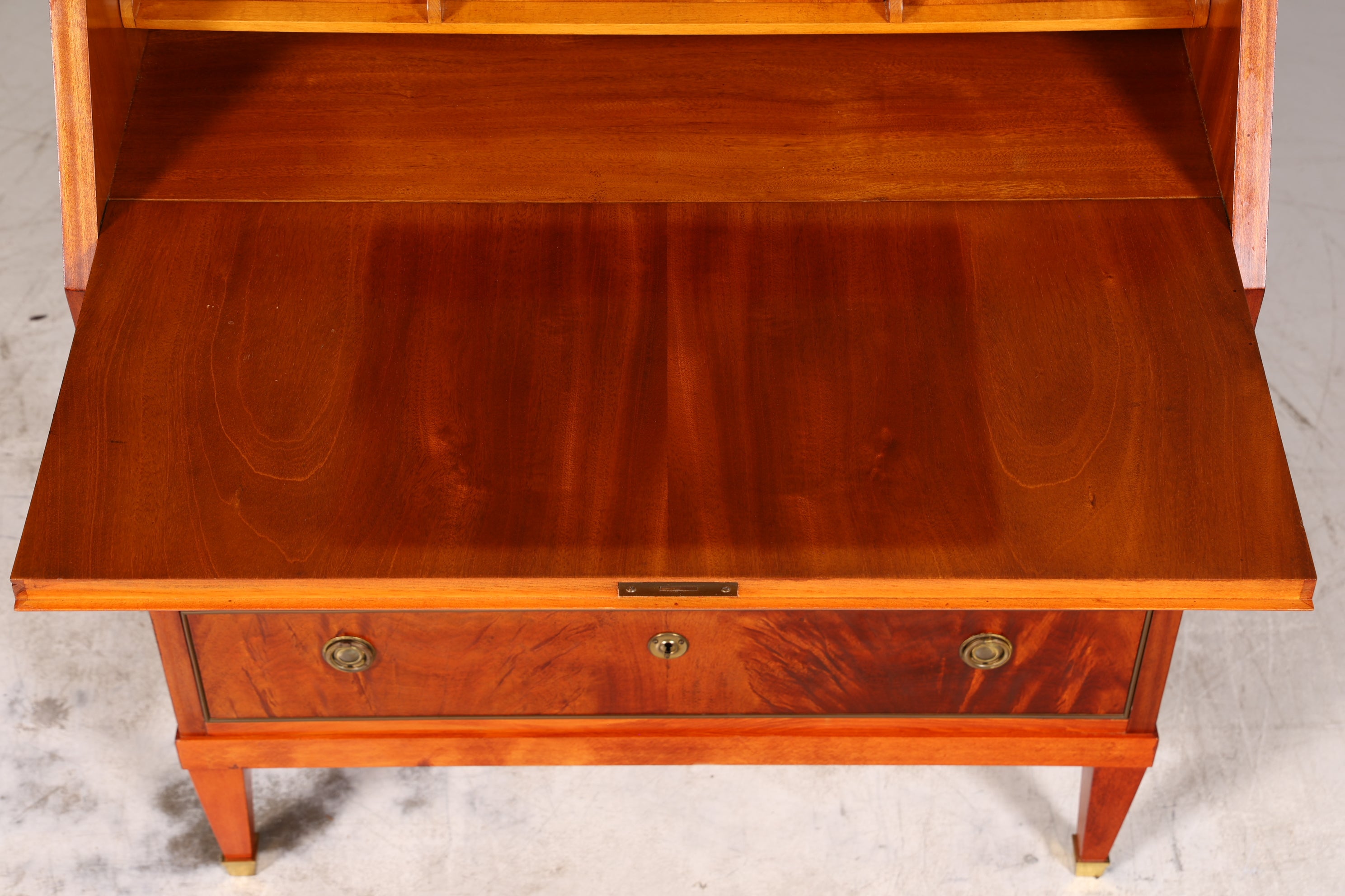 Stilvoller Sekretär im Louis Seize Stil Büro Kommode Empire Englisch Schreibkommode Schreibtisch