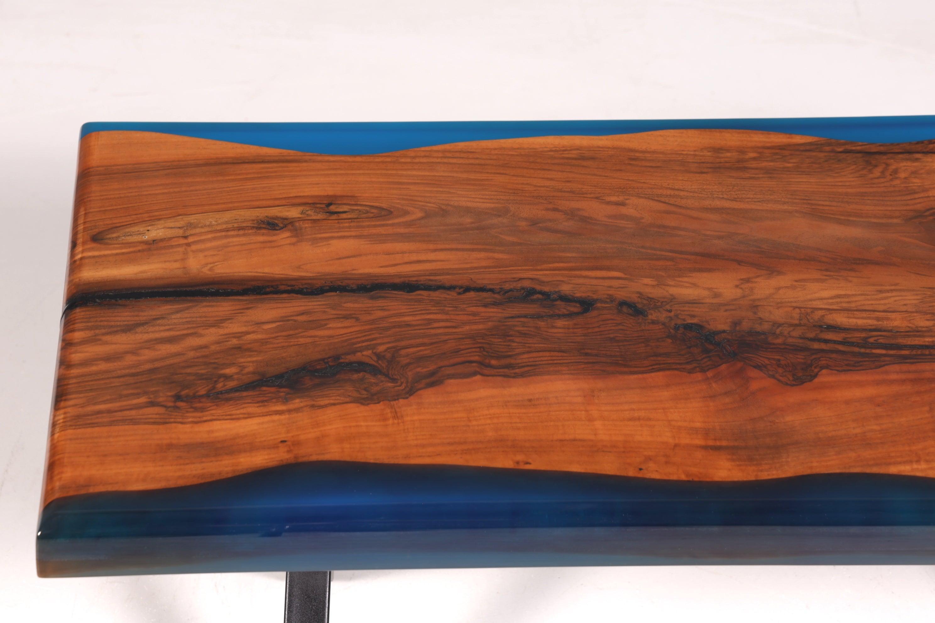 Einzigartiger Epoxidharz Couchtisch Nussbaum River Coffee Table Blau Wohnzimmer Tisch