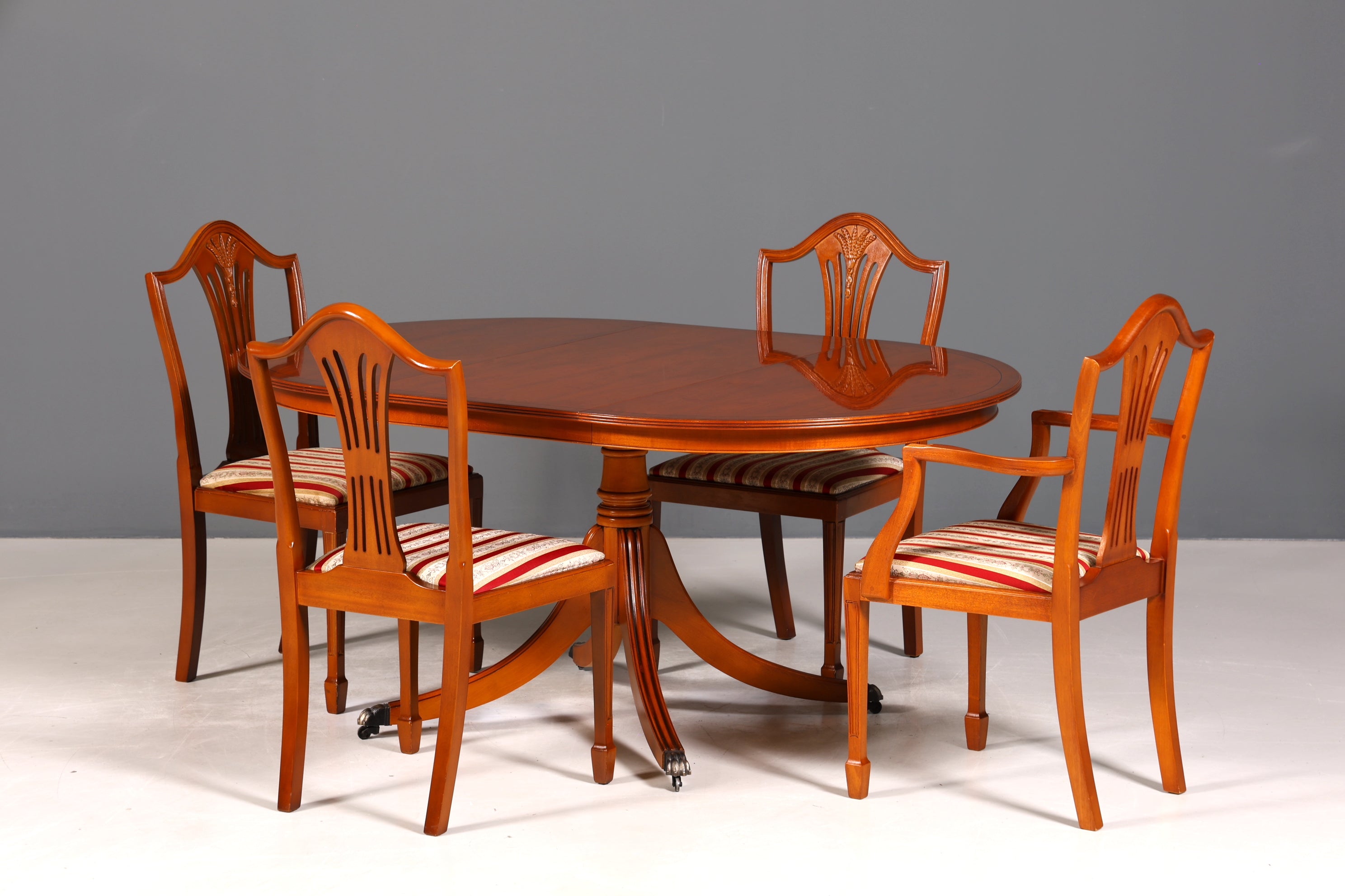 4x Edle Englische Stühle im Hepplewithe Stil Englisch Dining Chairs Küchenstühle Stuhlset