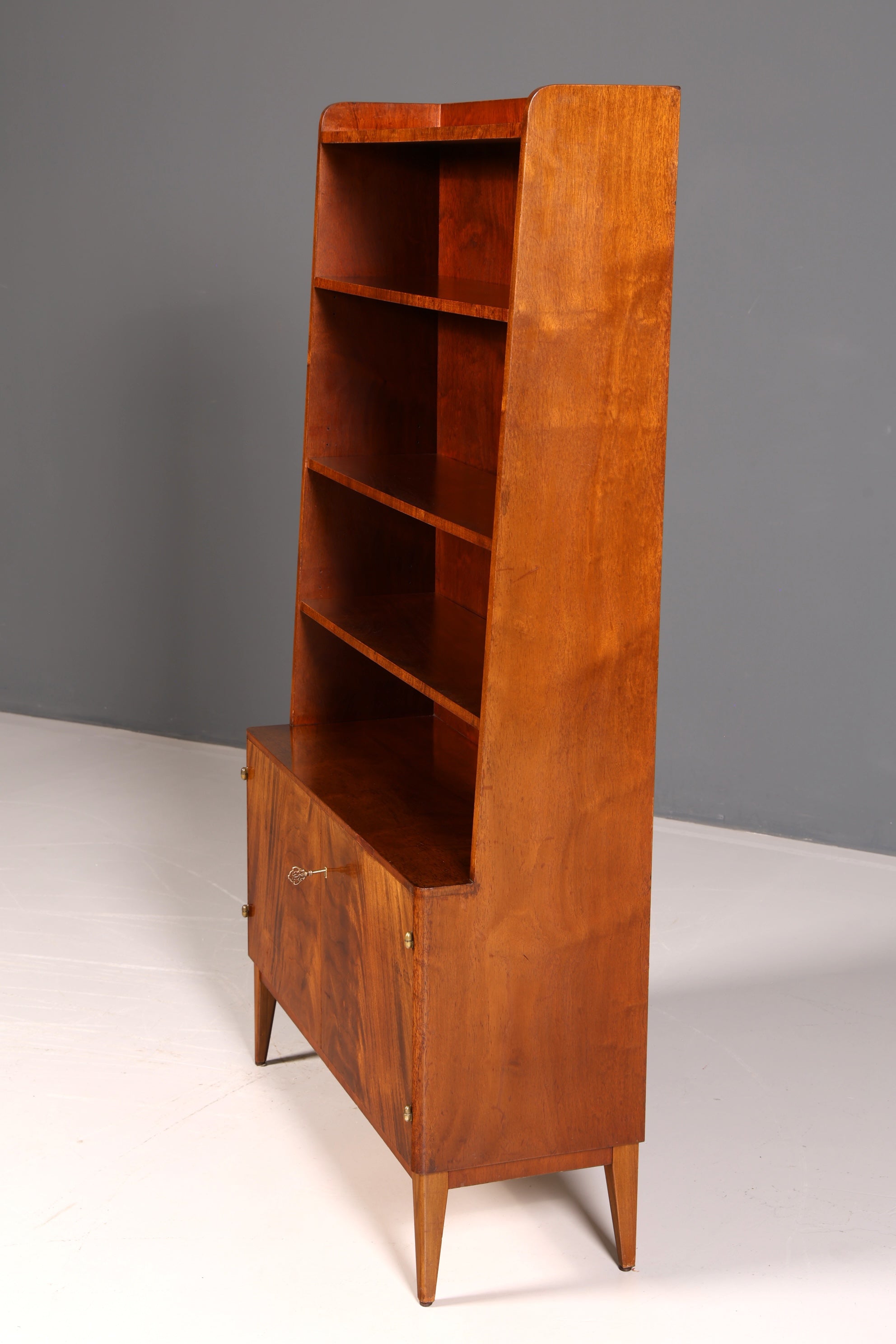 Schlichtes Mid Century Bücherregal Danish Design Regal Schrank Nussbaum Vintage Retro 60s Holz