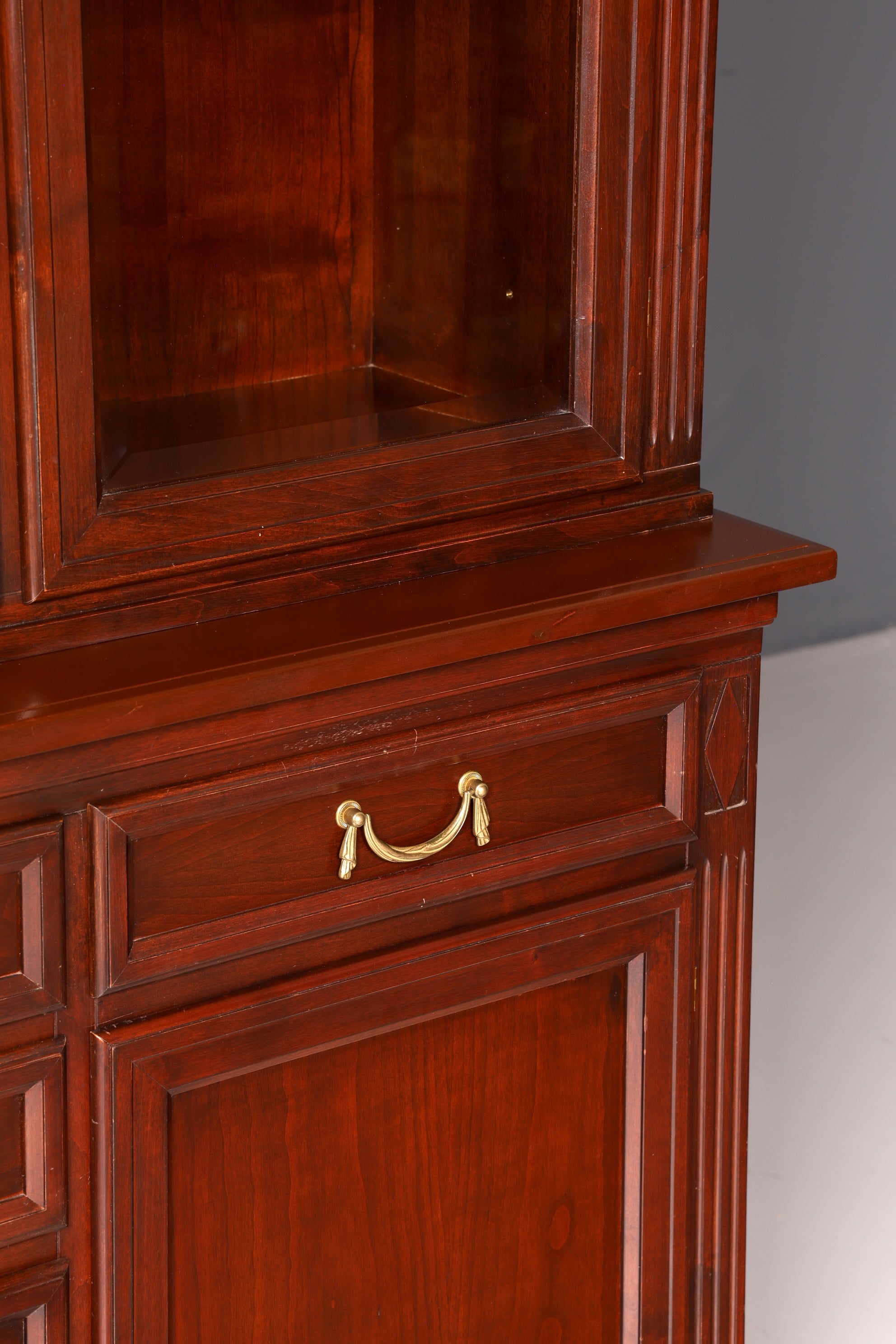 Beautiful original Selva display cabinet, Villa Borghese, antique style, solid wood, buffet cabinet, bookcase