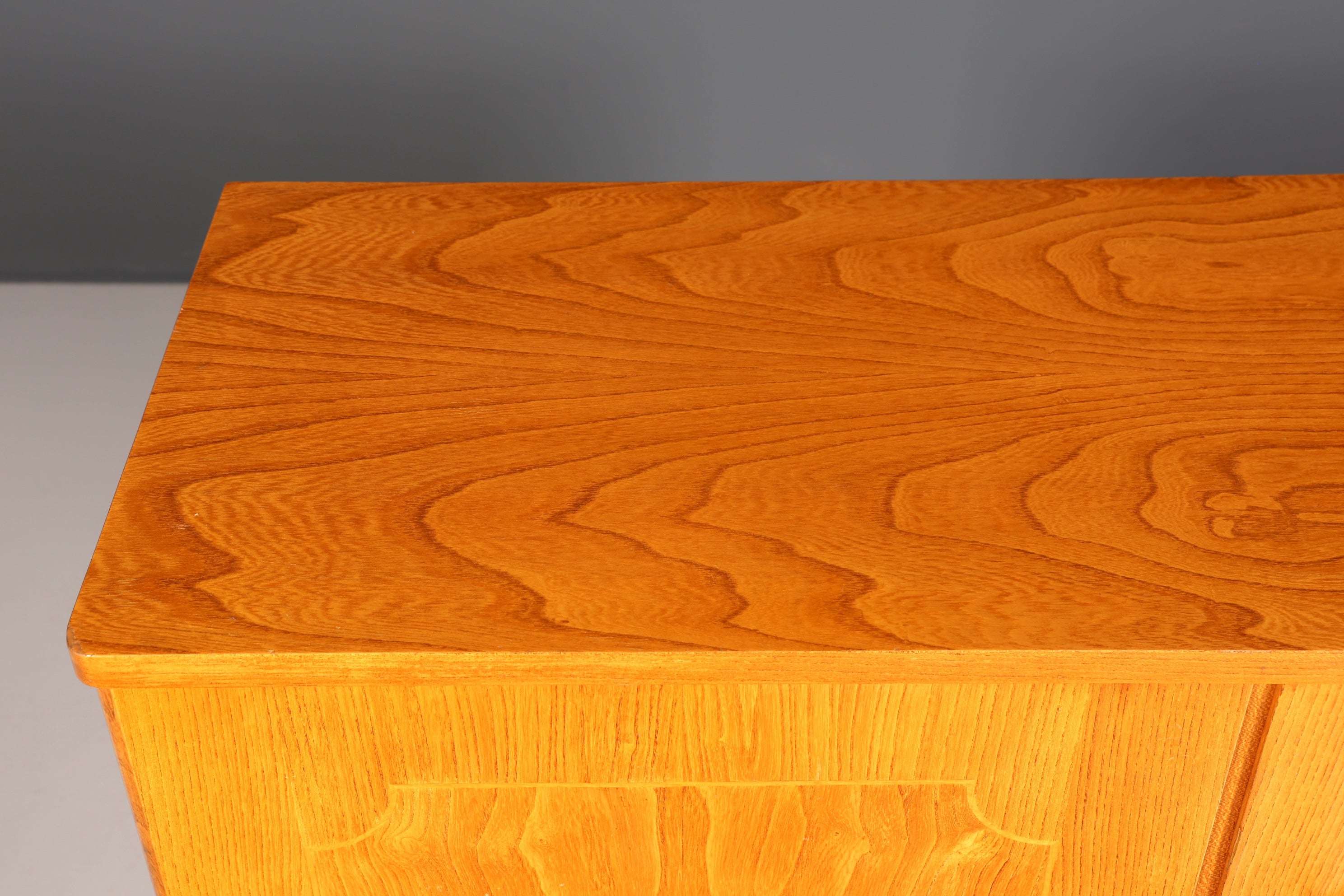 Wunderschöner Mid Century Schrank 60er Jahre Wäscheschrank Aktenschrank Kommode