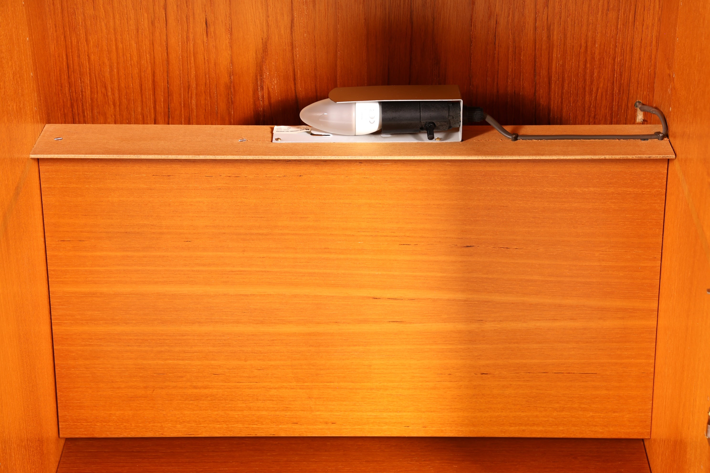 Traumhafter Mid Century Highboard Retro Vitrine 60er Jahre Schrank Regal Kommode