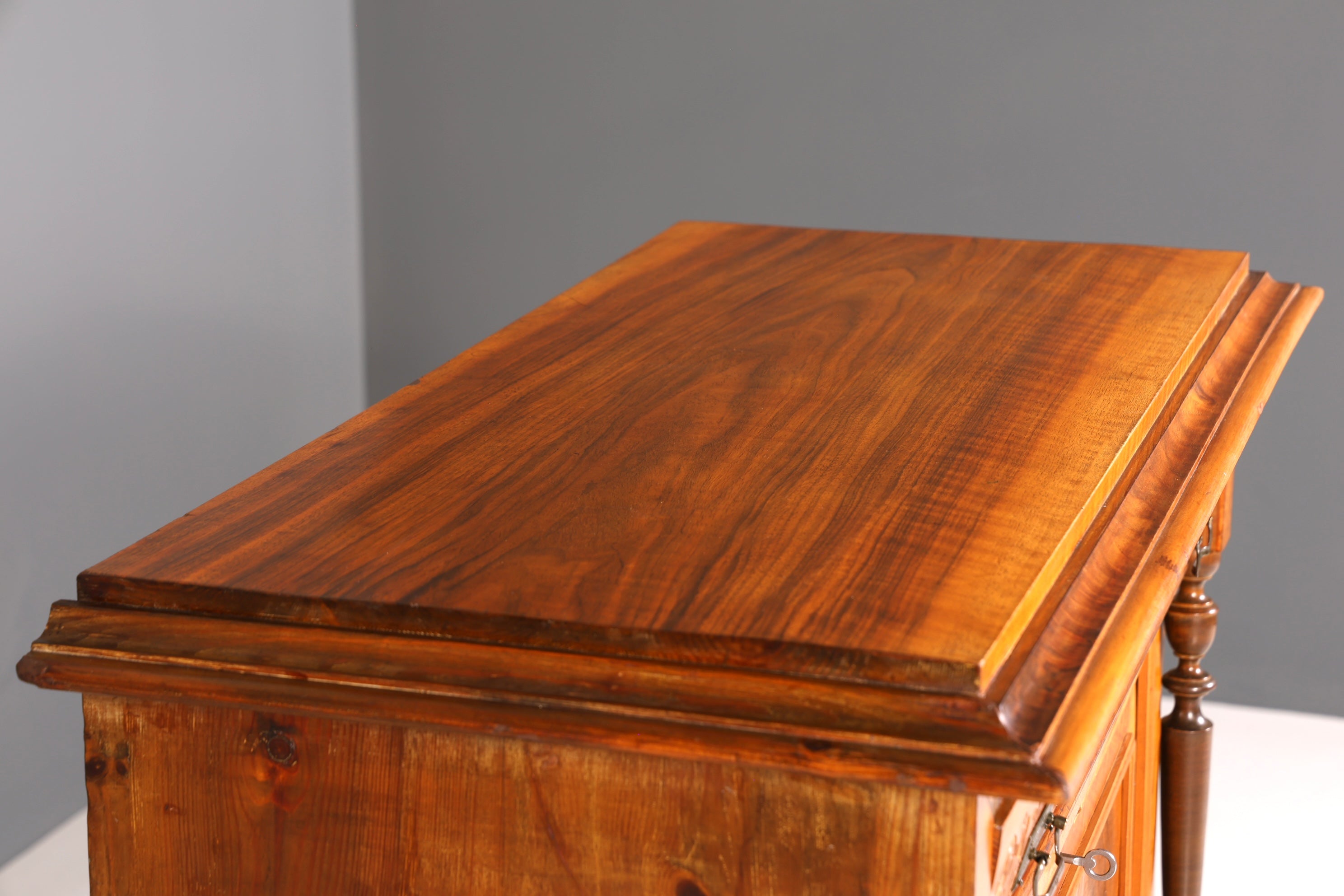 Wunderschöner Jugendstil Sekretär Nussbaum Gründerzeit Vertiko Antik Kommode um 1900