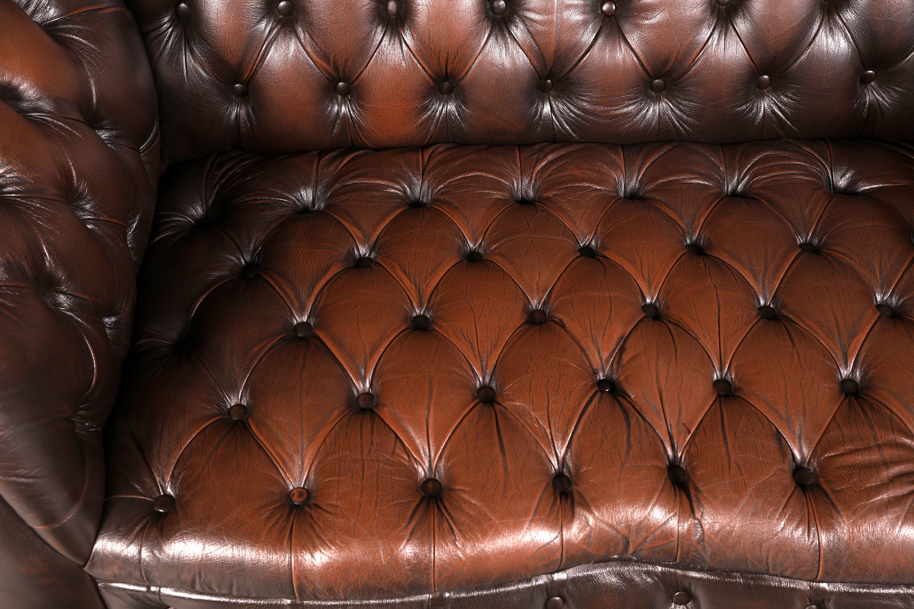 Wunderschönes Original Chesterfield 2er Sofa Englisch Herrenzimmer echt Leder 2- Sitzer Couch