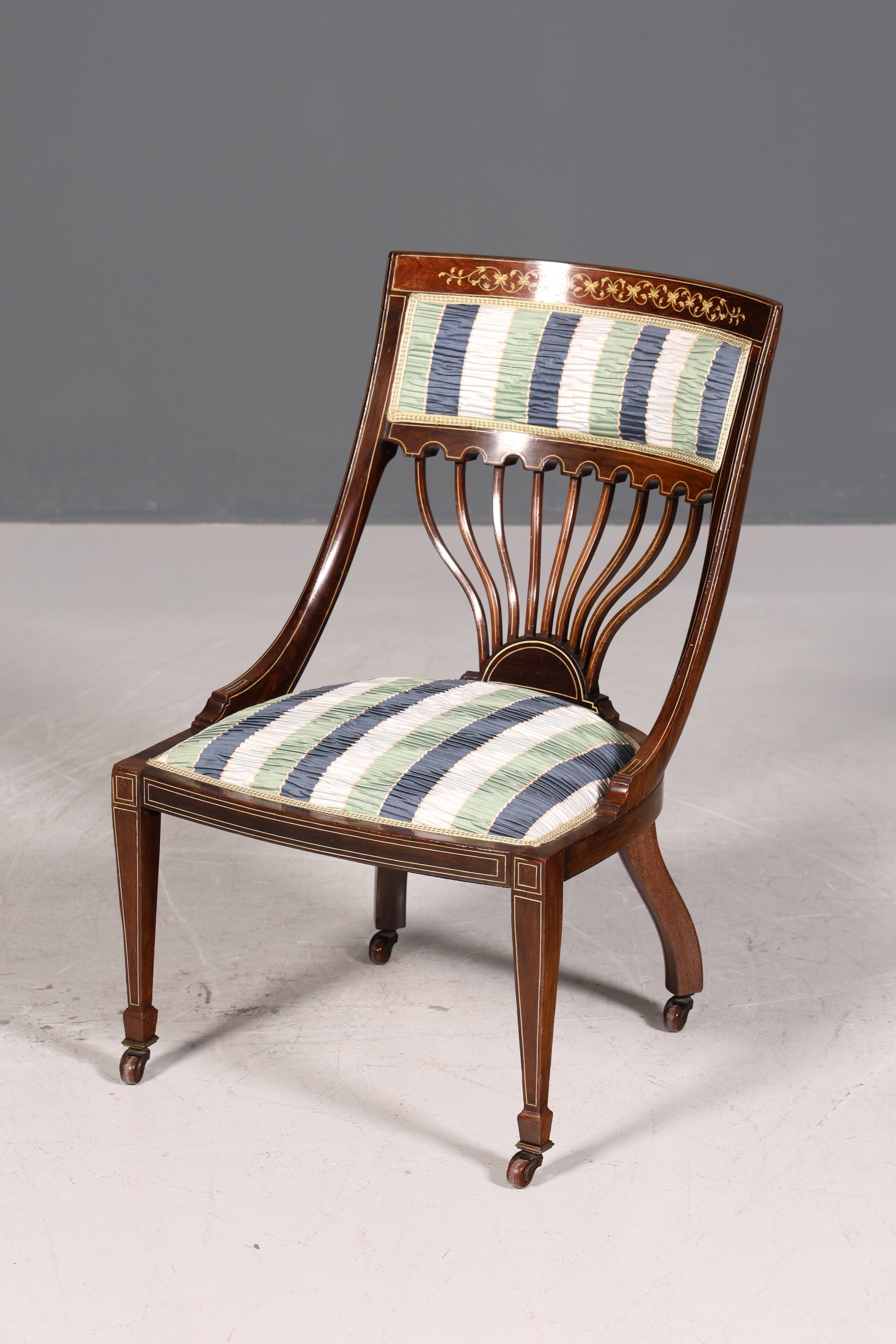 2x Wunderschöne Englische Stühle Edwardian Stuhl Set Antik Küchenstühle Polsterstühle Stuhl Set