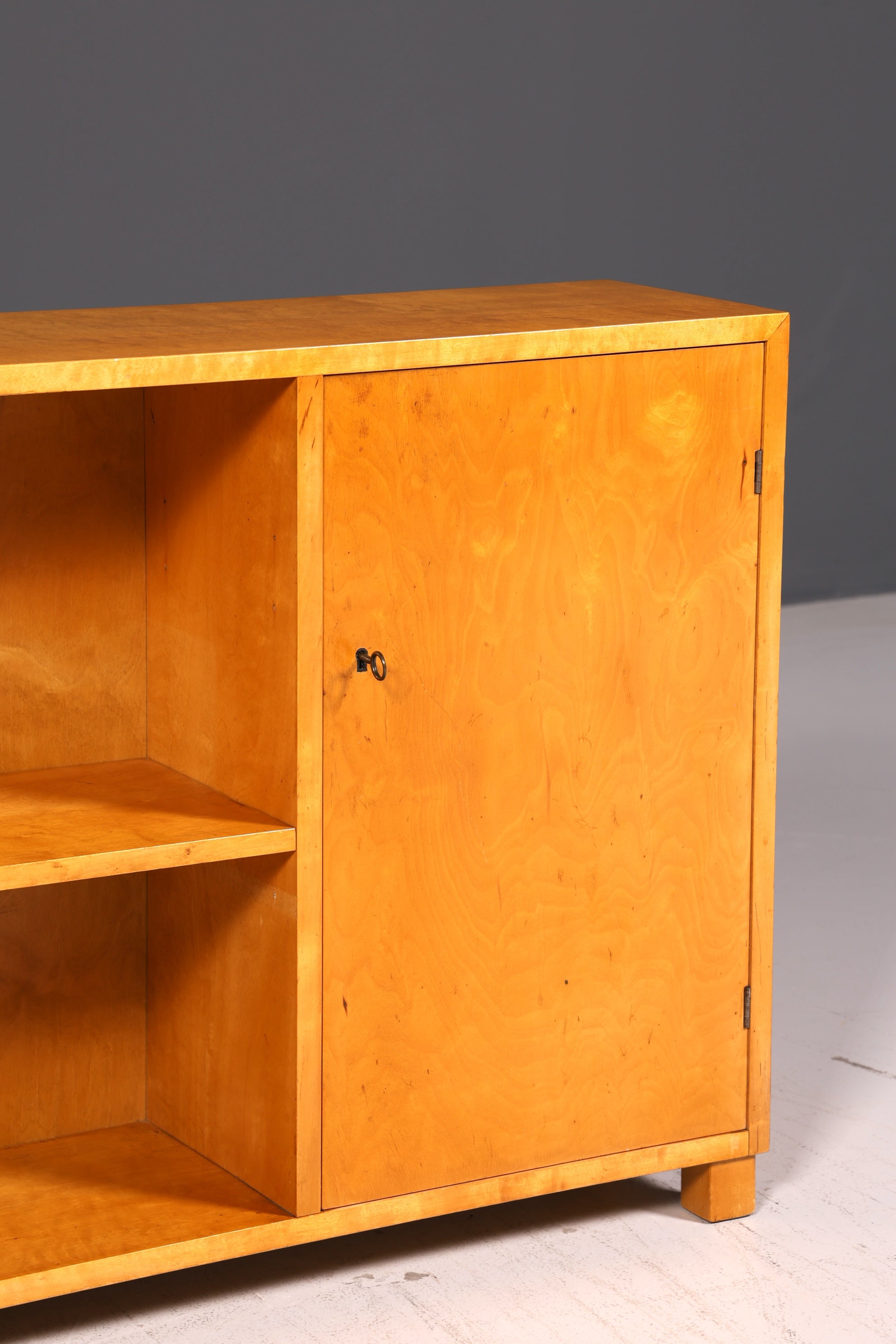 Wunderschönes Mid Century Sideboard Vintage TV Schrank Retro Regal Bücherregal 60s Designklassiker