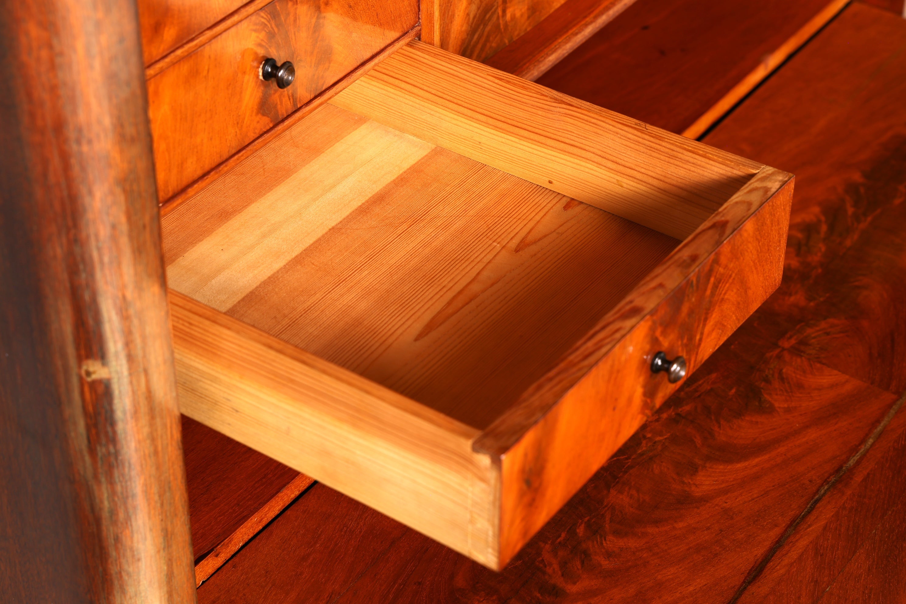 Stilvoller Louis Philippe Sekretär Vertiko Gründerzeit Kommode Chiffoniere Schubladenkommode