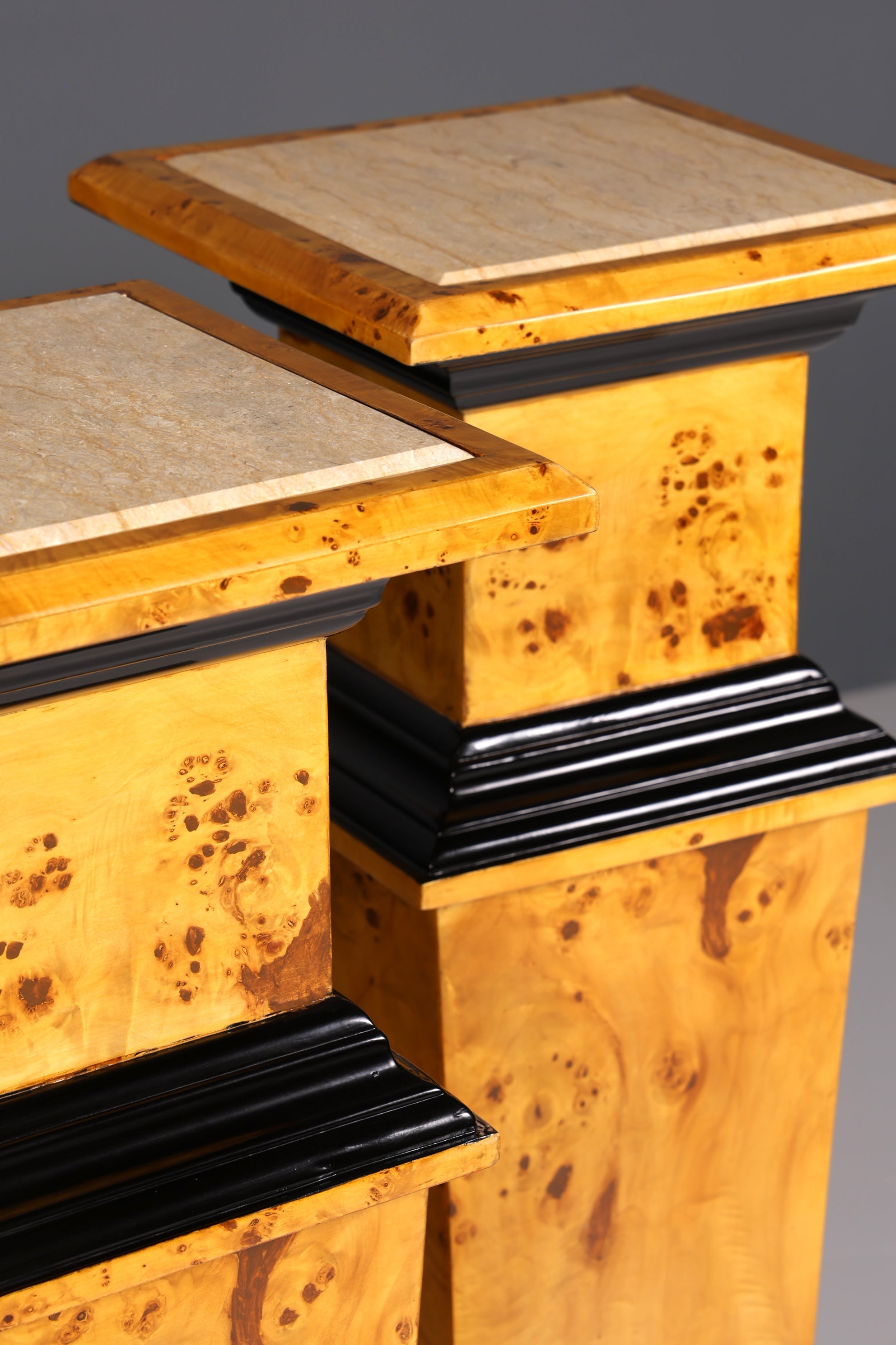 Traumhafte Biedermeier Stil Säule Blumensäule Marmor Blumentisch Ablagetisch