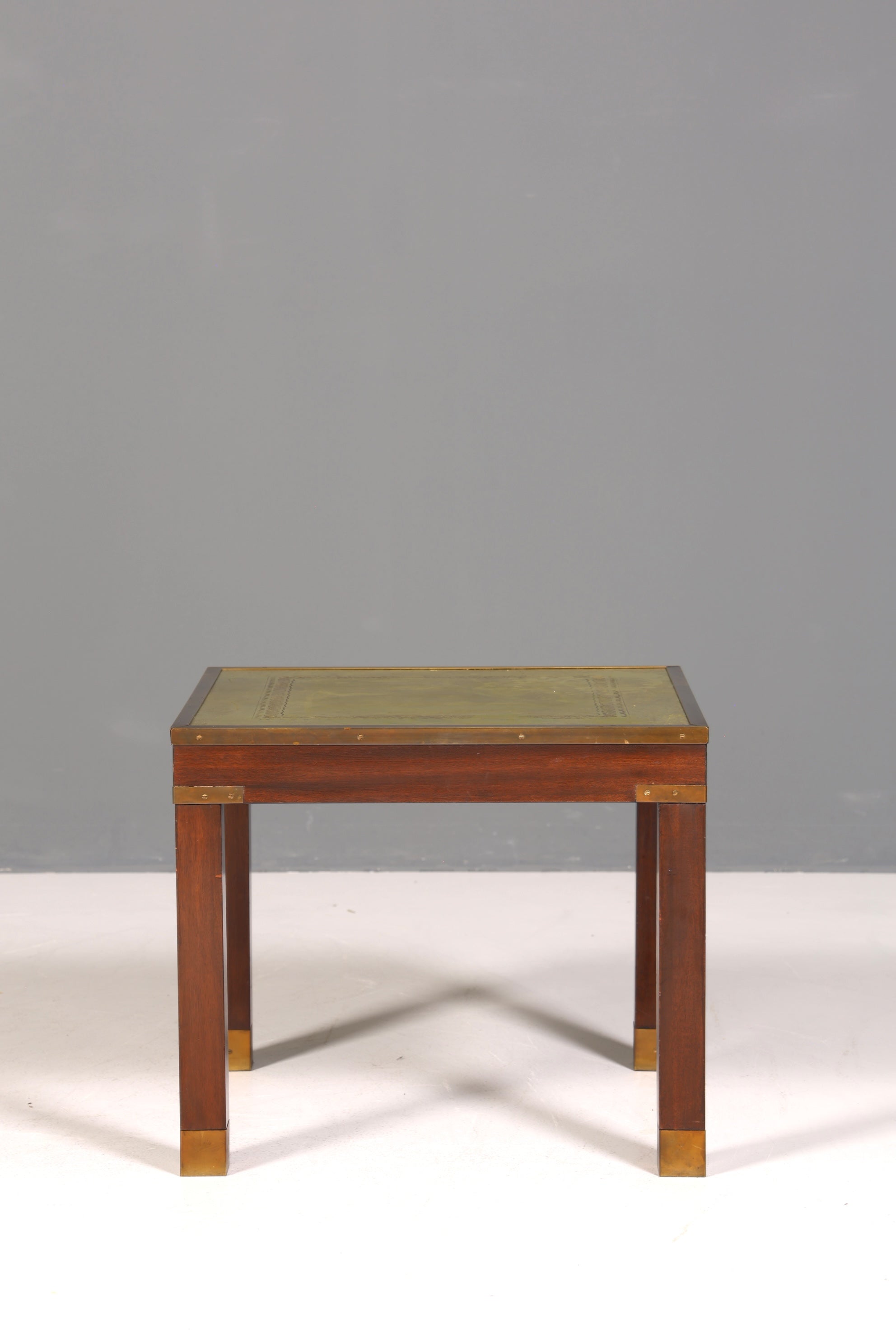 Traumhafter Englischer Tisch Couchtisch Englisch Maritim Antik Stil Mahagoni Ablagetisch echt Lederauflage Beistelltisch